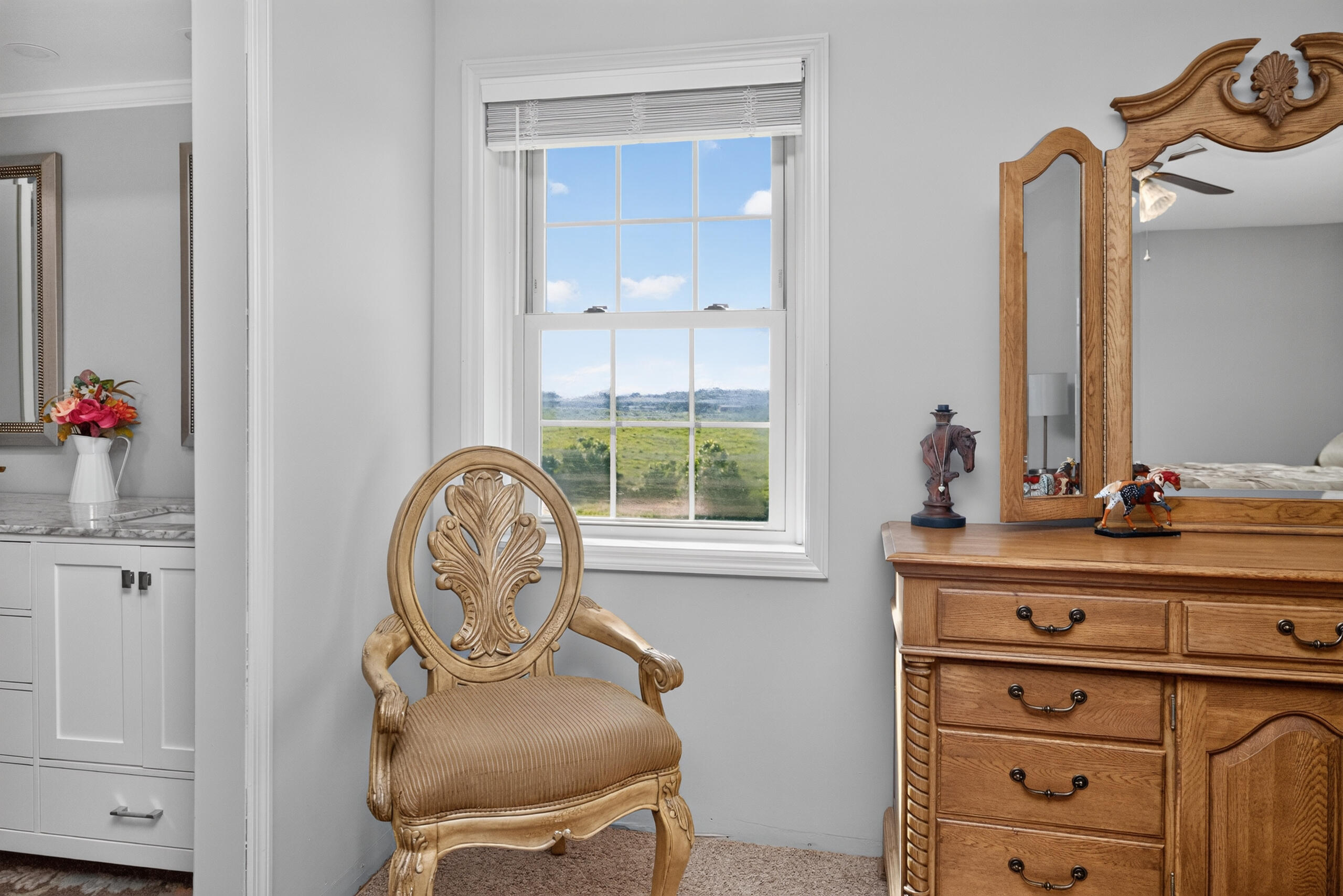 200 Long Lane Property Photo 31