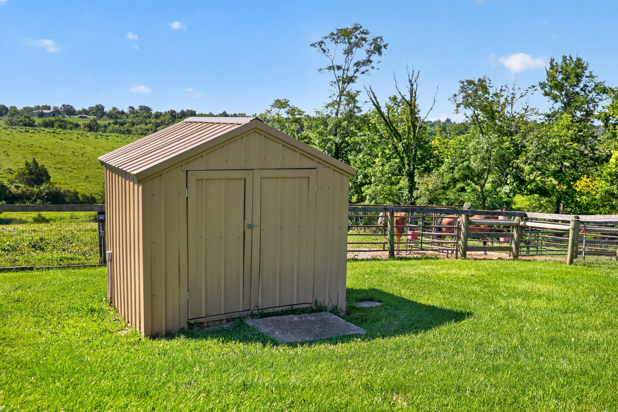 200 Long Lane Property Photo 39