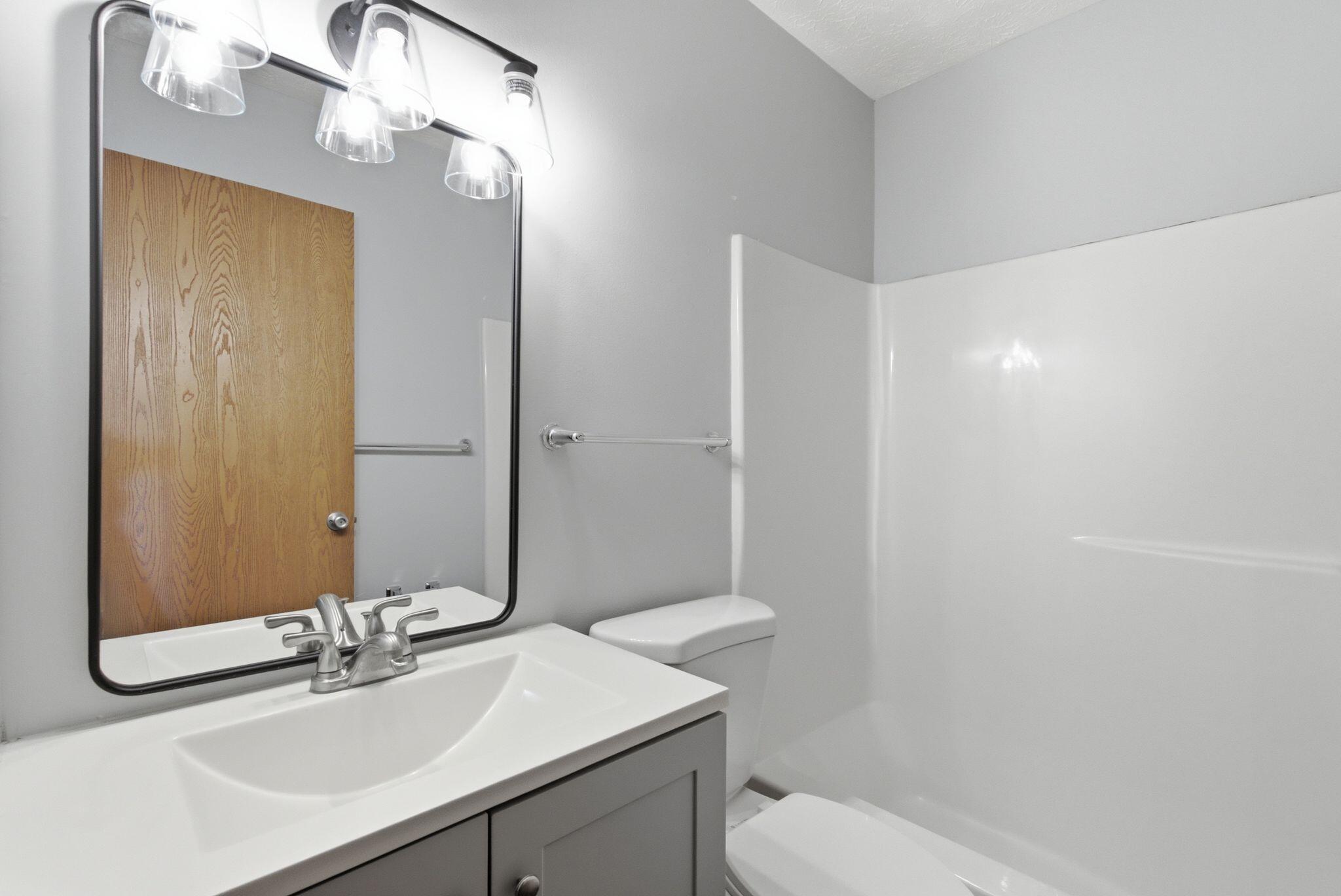 1081 S Broadway 401 Property Photo 17