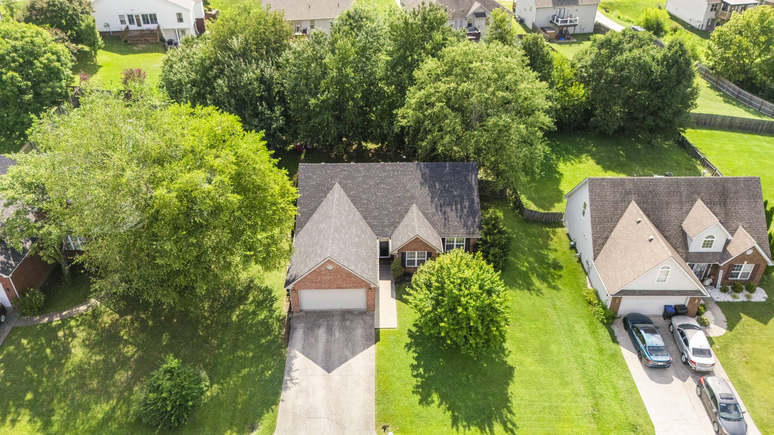1059 Man O' War Drive Property Photo 4