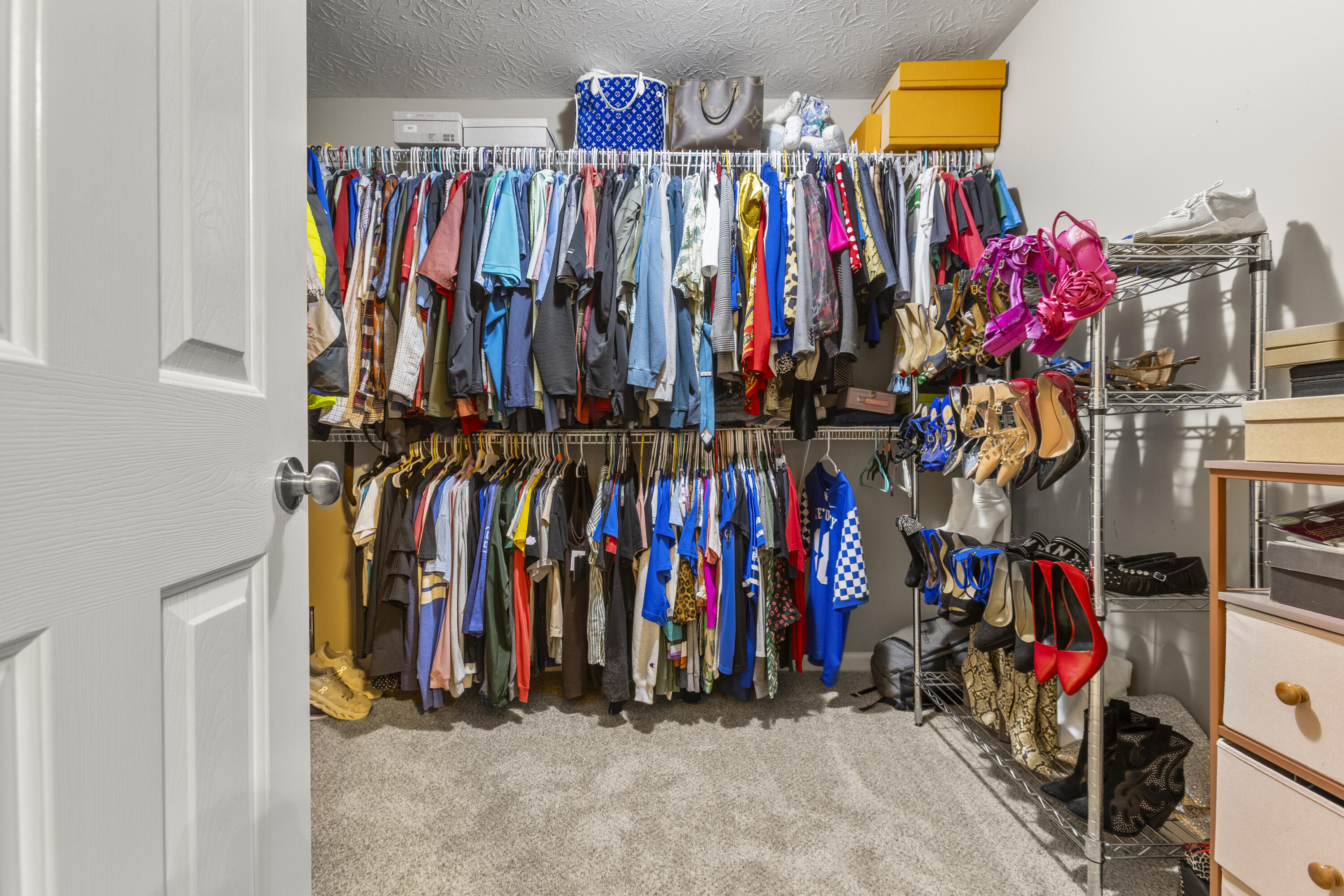 1059 Man O' War Drive Property Photo 31