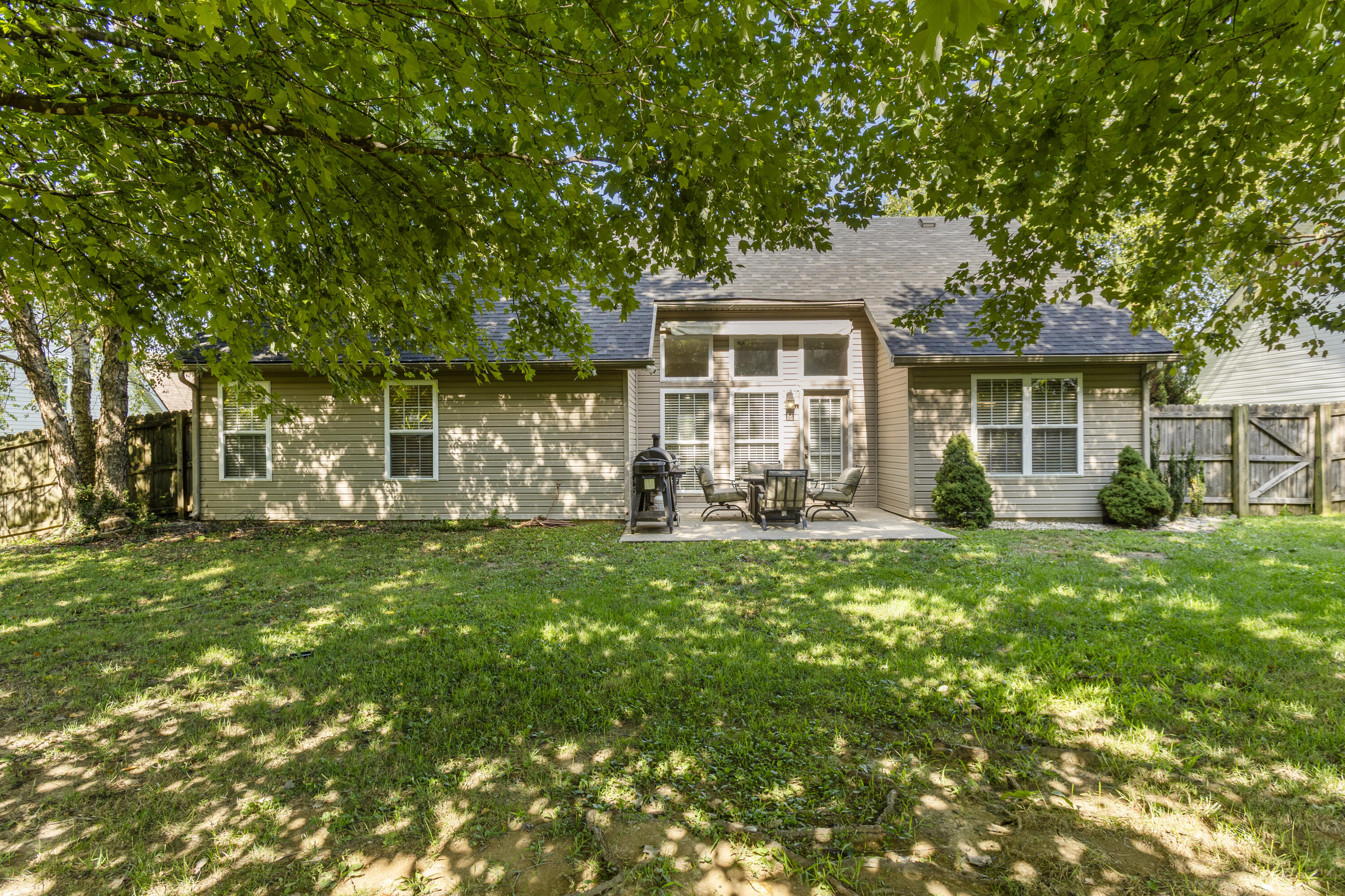 1059 Man O' War Drive Property Photo 33