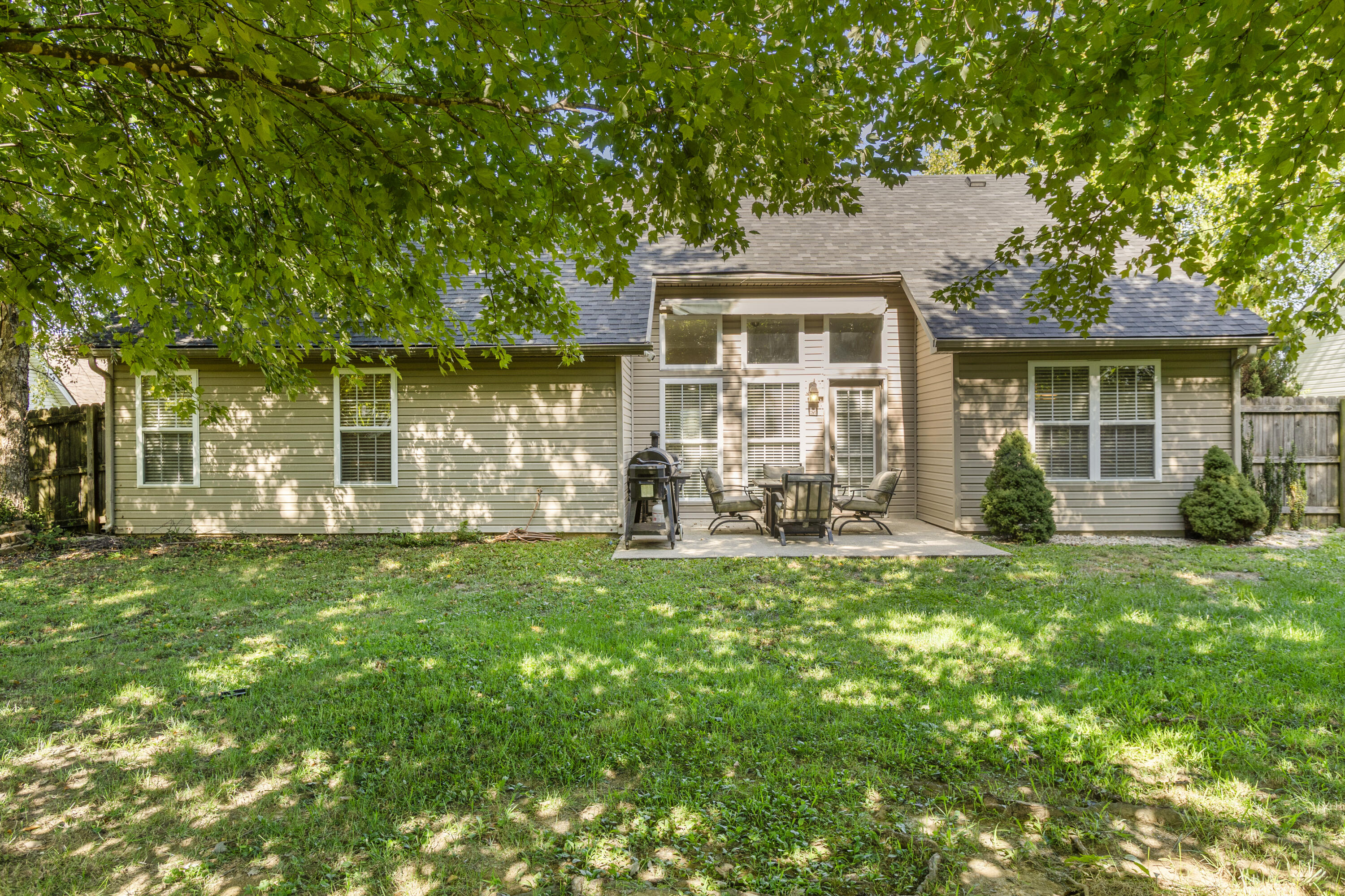 1059 Man O' War Drive Property Photo 34