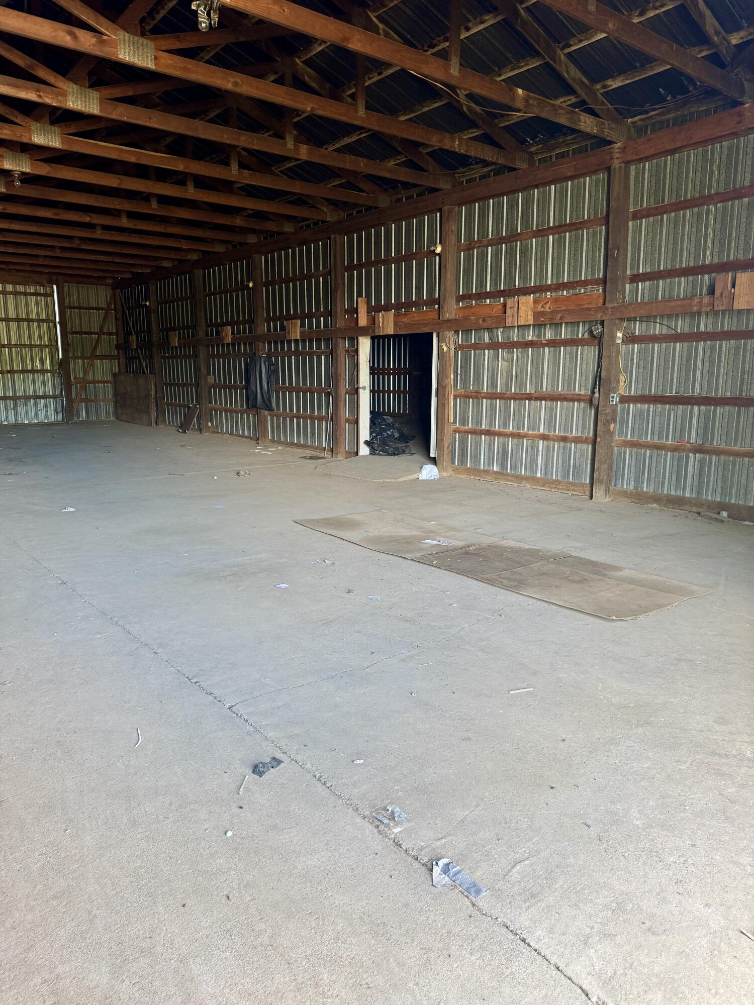 1057 Ky-381 Property Photo 11