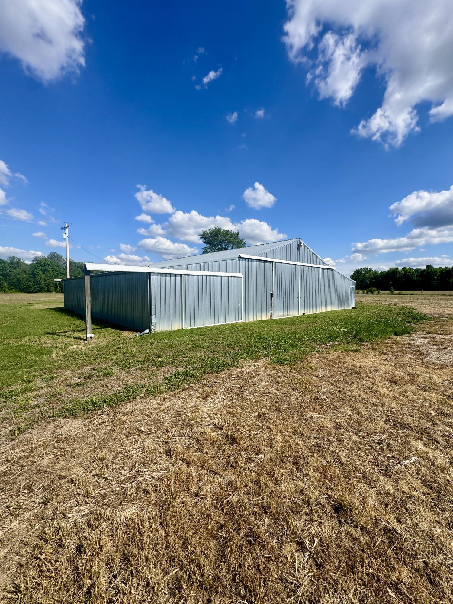 1057 Ky-381 Property Photo 17