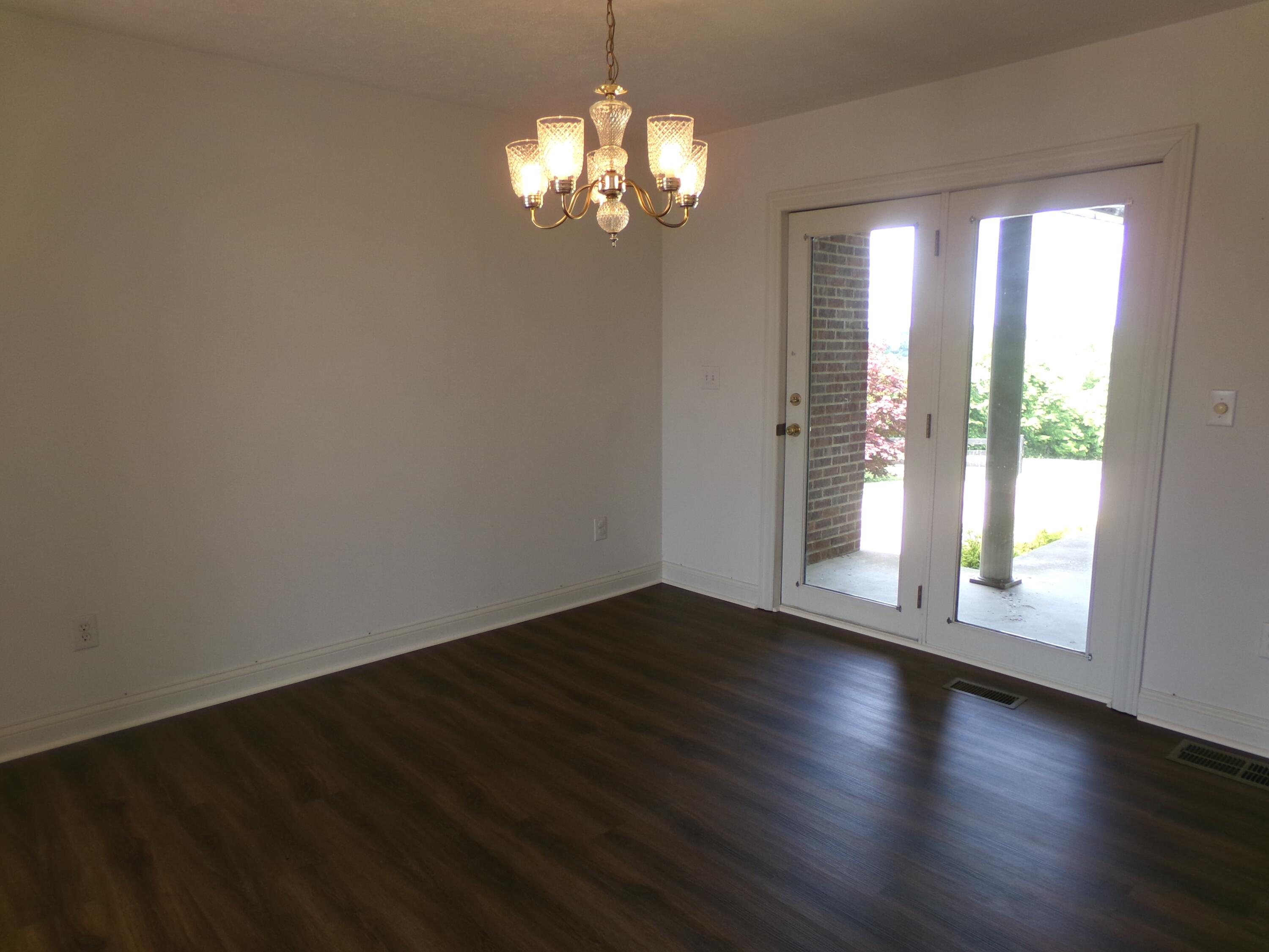 3884. Stepstone Road Property Photo 19