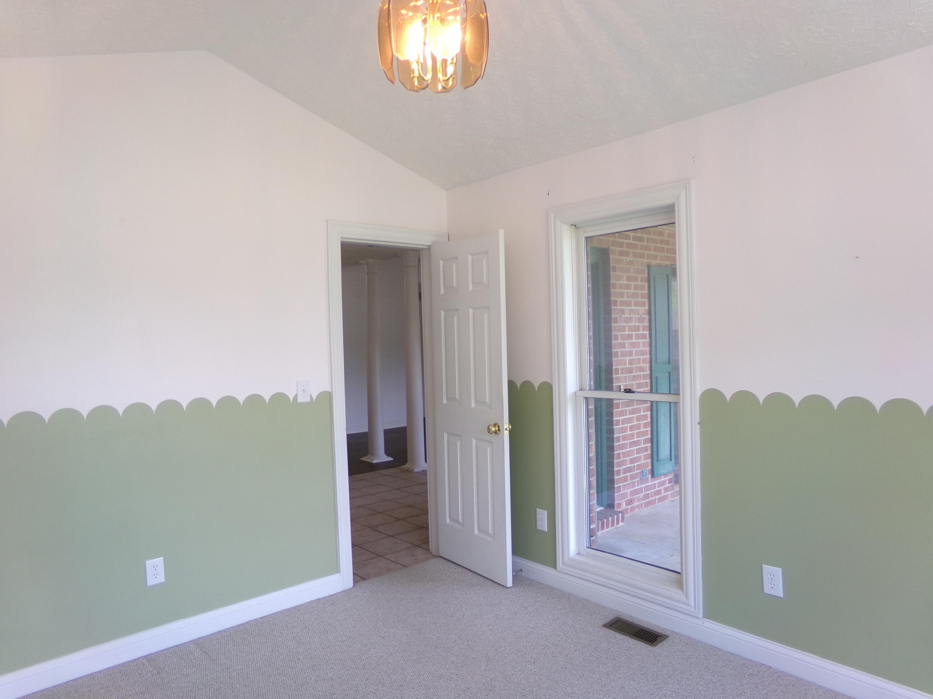 3884. Stepstone Road Property Photo 21