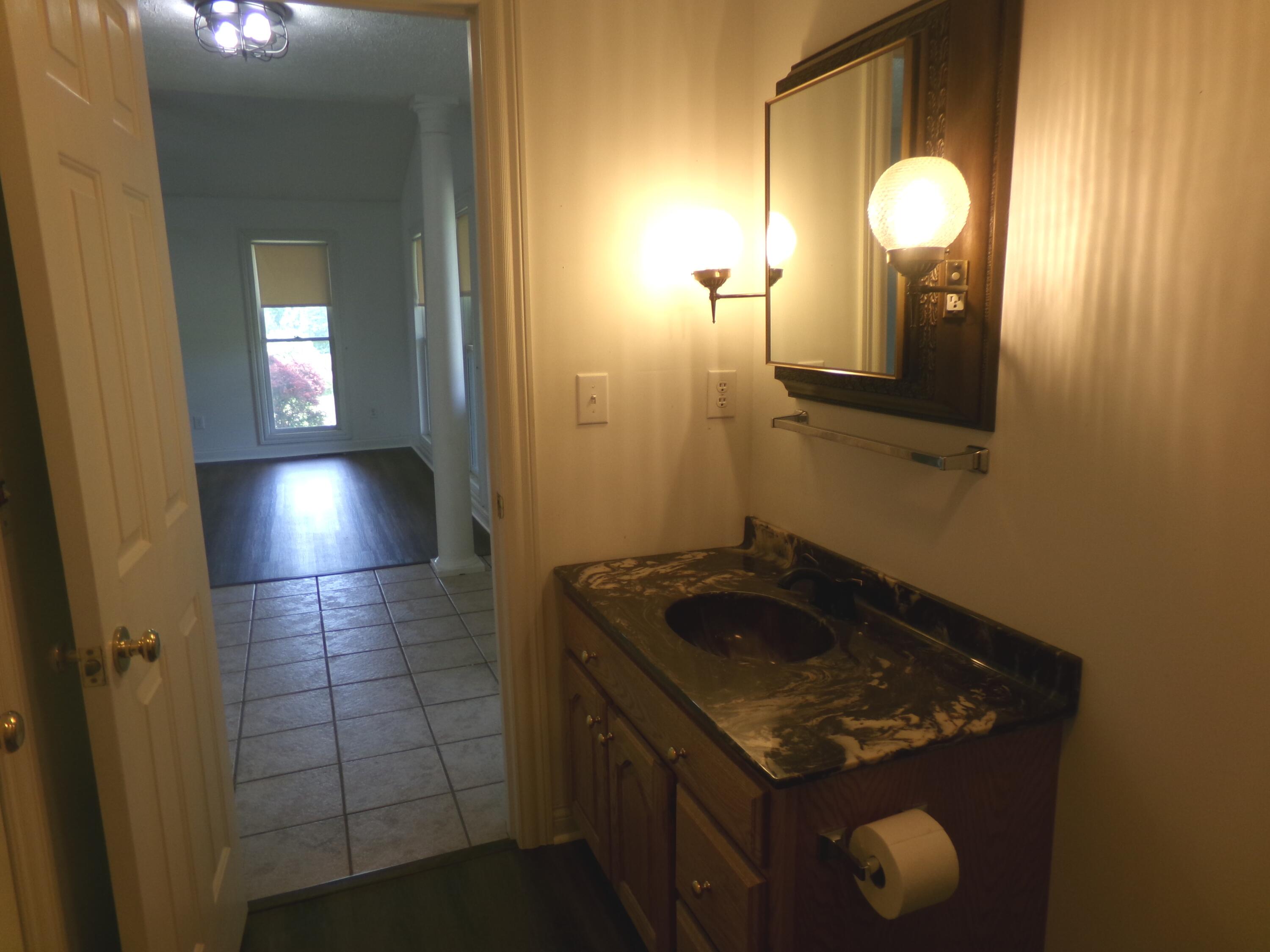 3884. Stepstone Road Property Photo 25