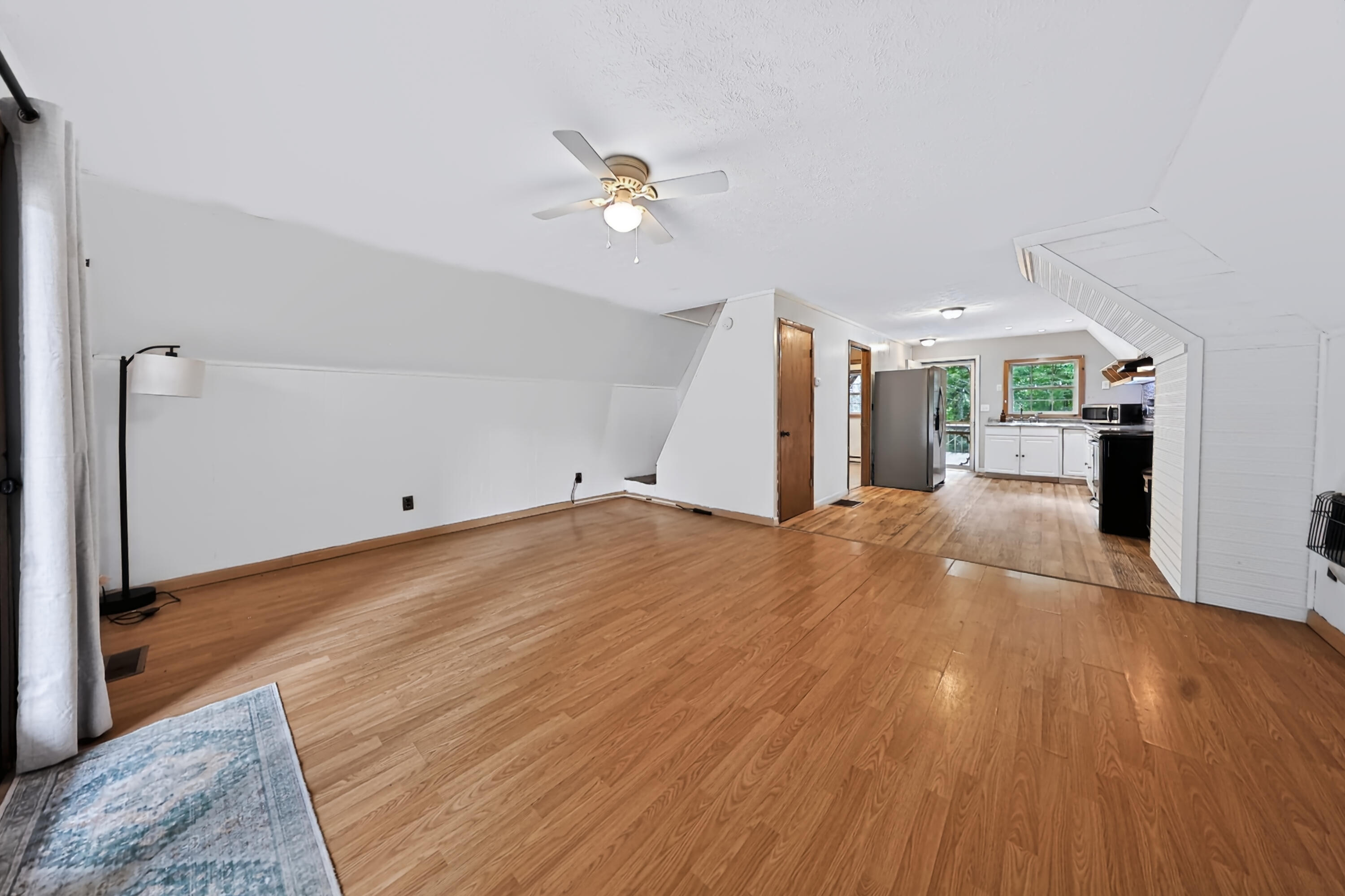 99 Phyllis Lane Property Photo 64