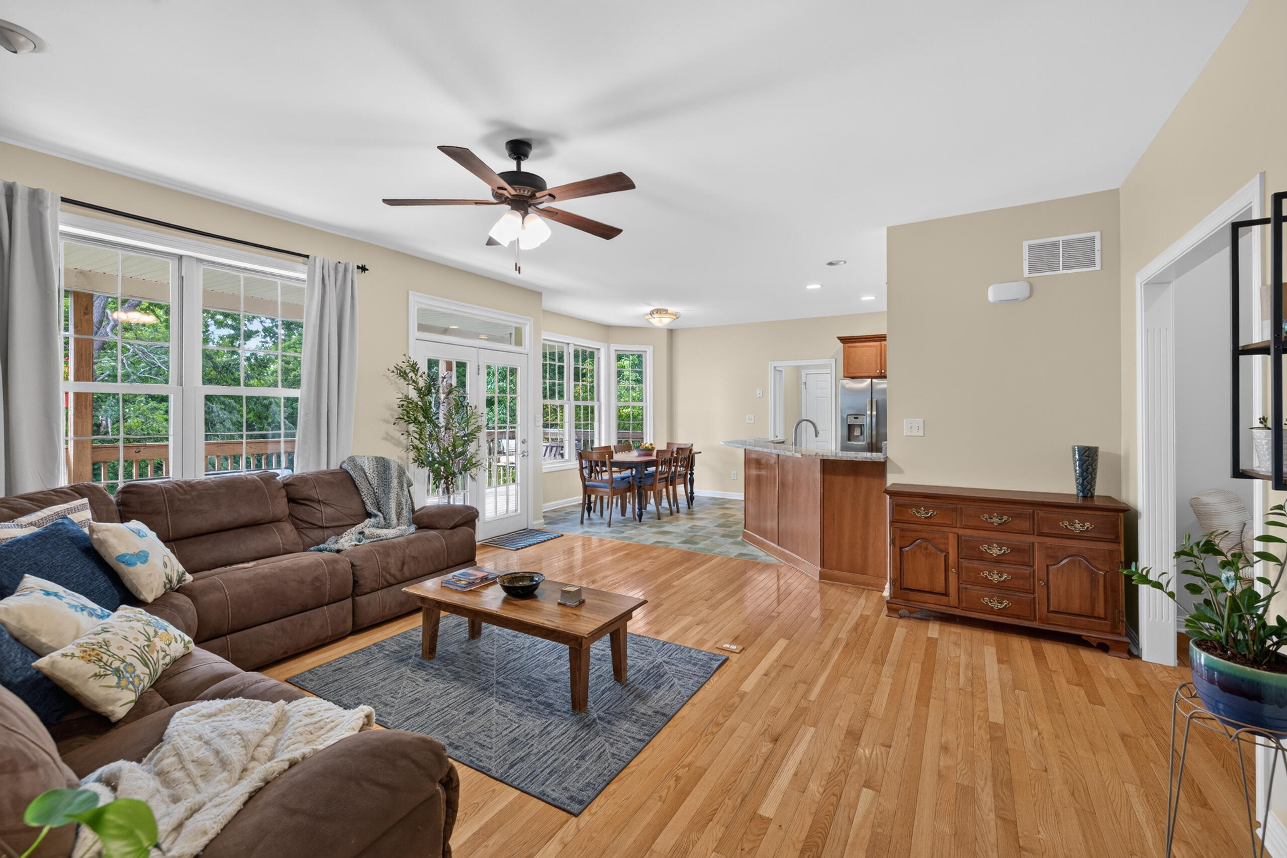 405 Lone Oak Road Property Photo 17