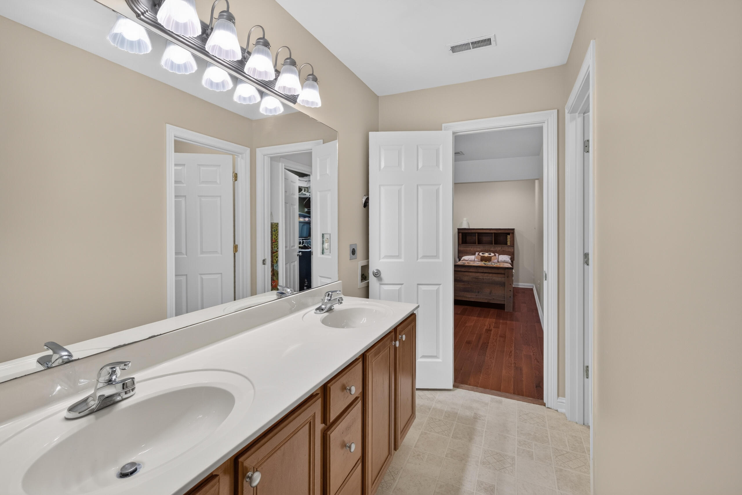 405 Lone Oak Road Property Photo 40