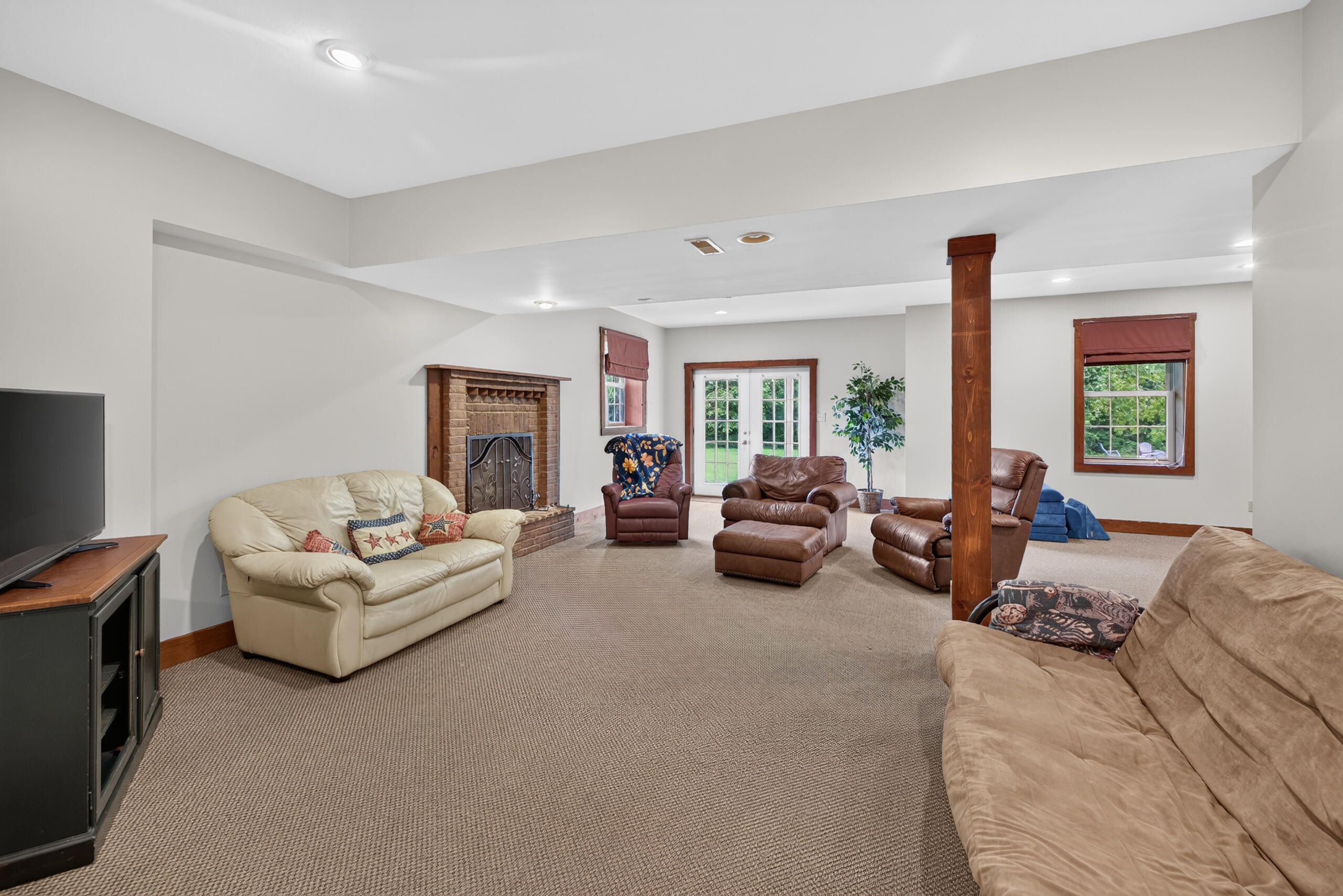 405 Lone Oak Road Property Photo 44
