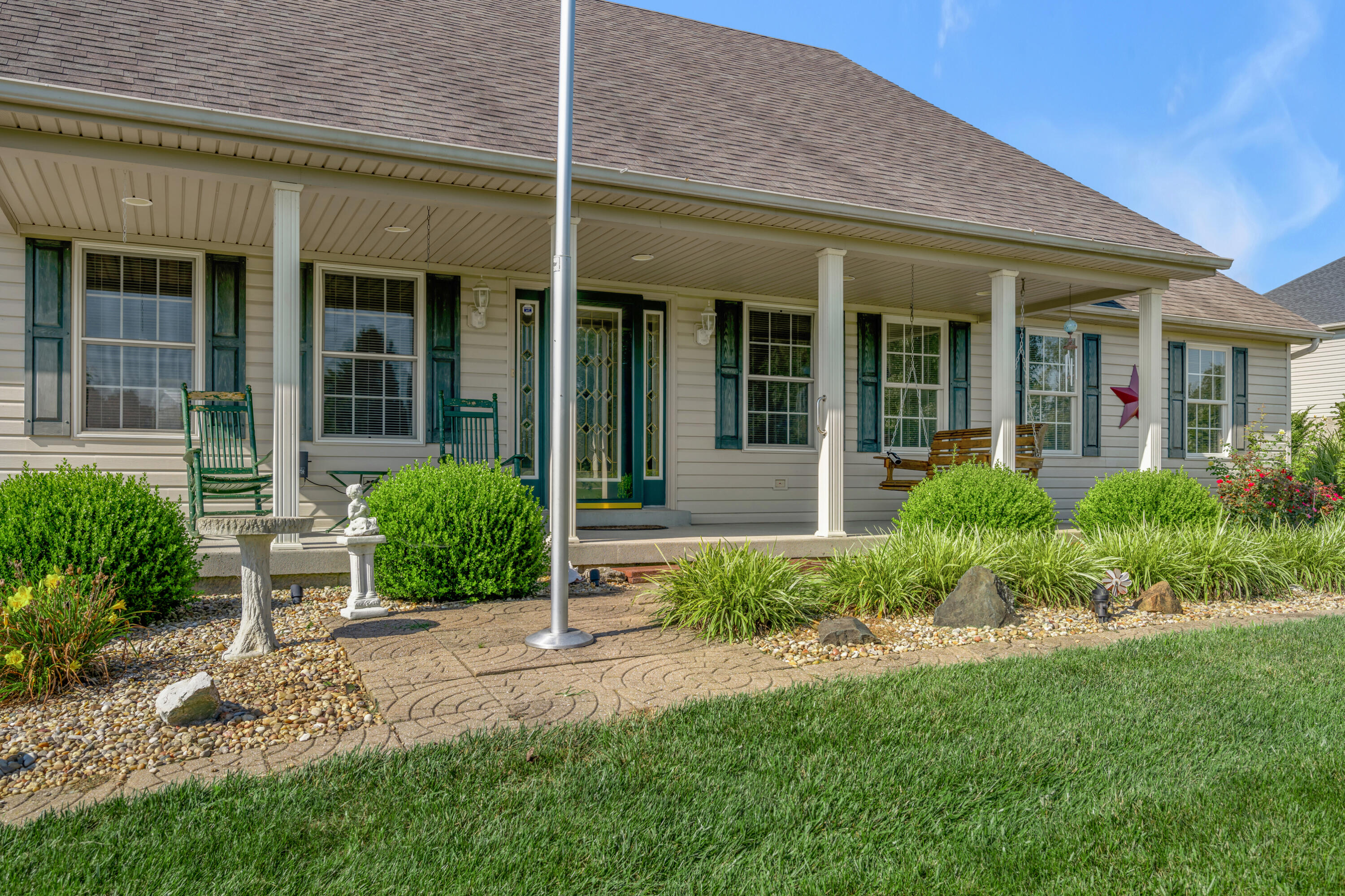 104 Greystone Drive Property Photo 4