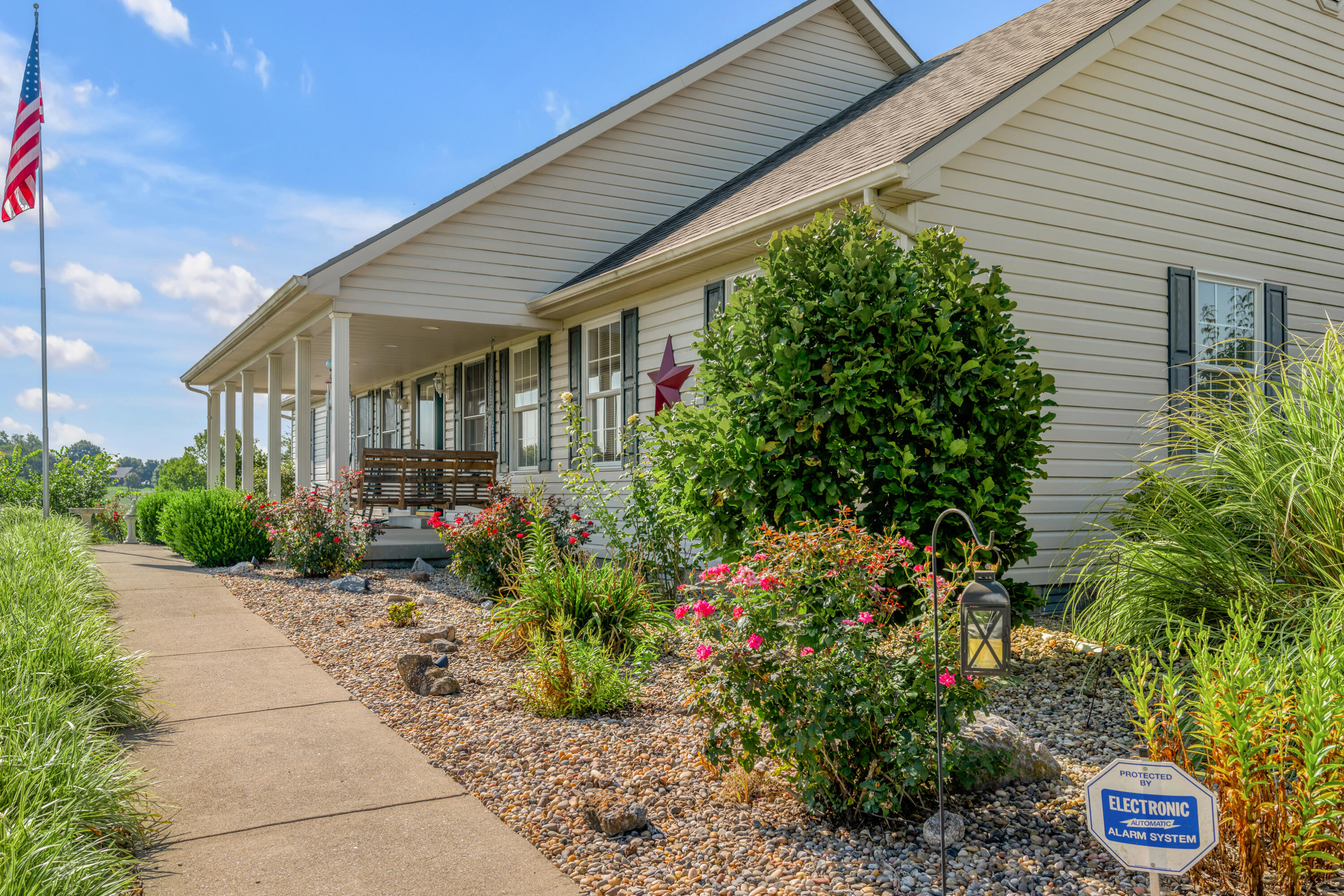 104 Greystone Drive Property Photo 10