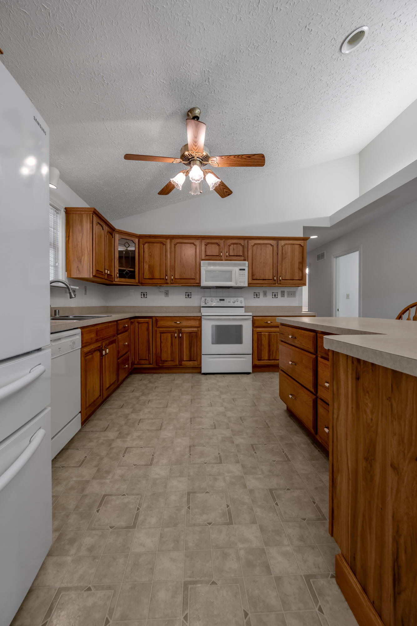 104 Greystone Drive Property Photo 26