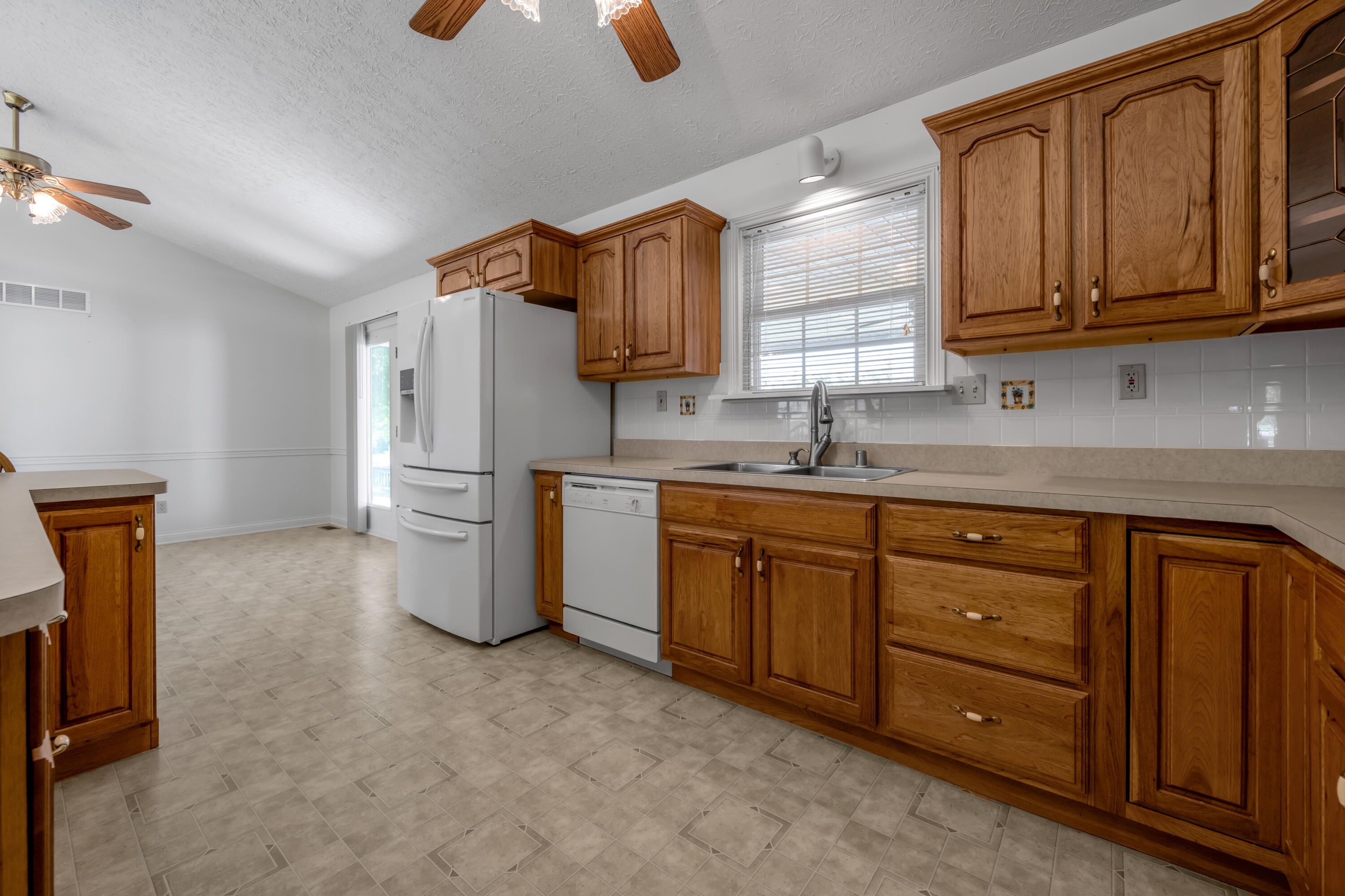 104 Greystone Drive Property Photo 28