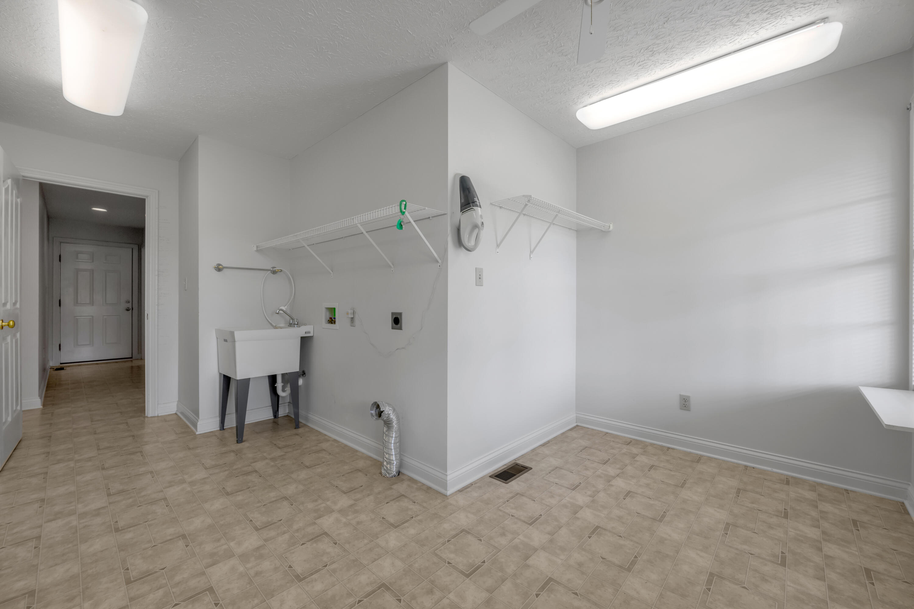104 Greystone Drive Property Photo 41