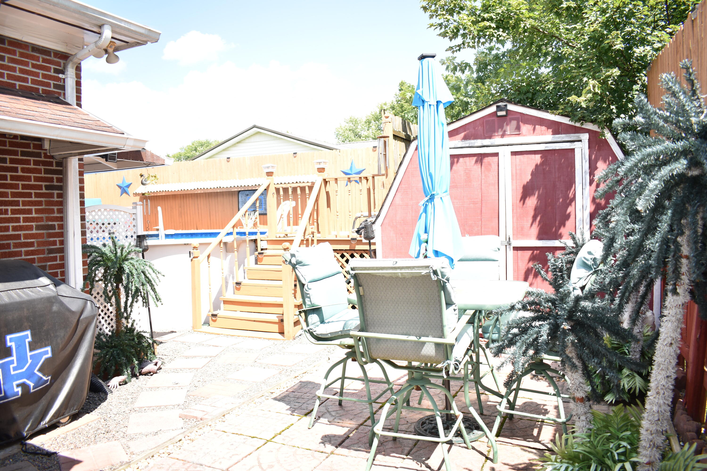 926 Doncaster Avenue Property Photo 10