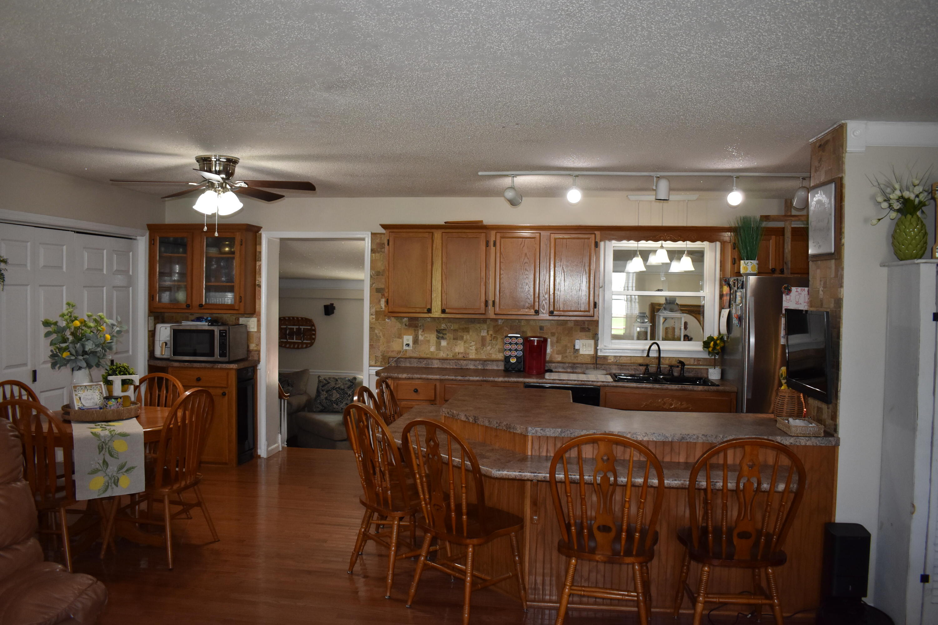 926 Doncaster Avenue Property Photo 38
