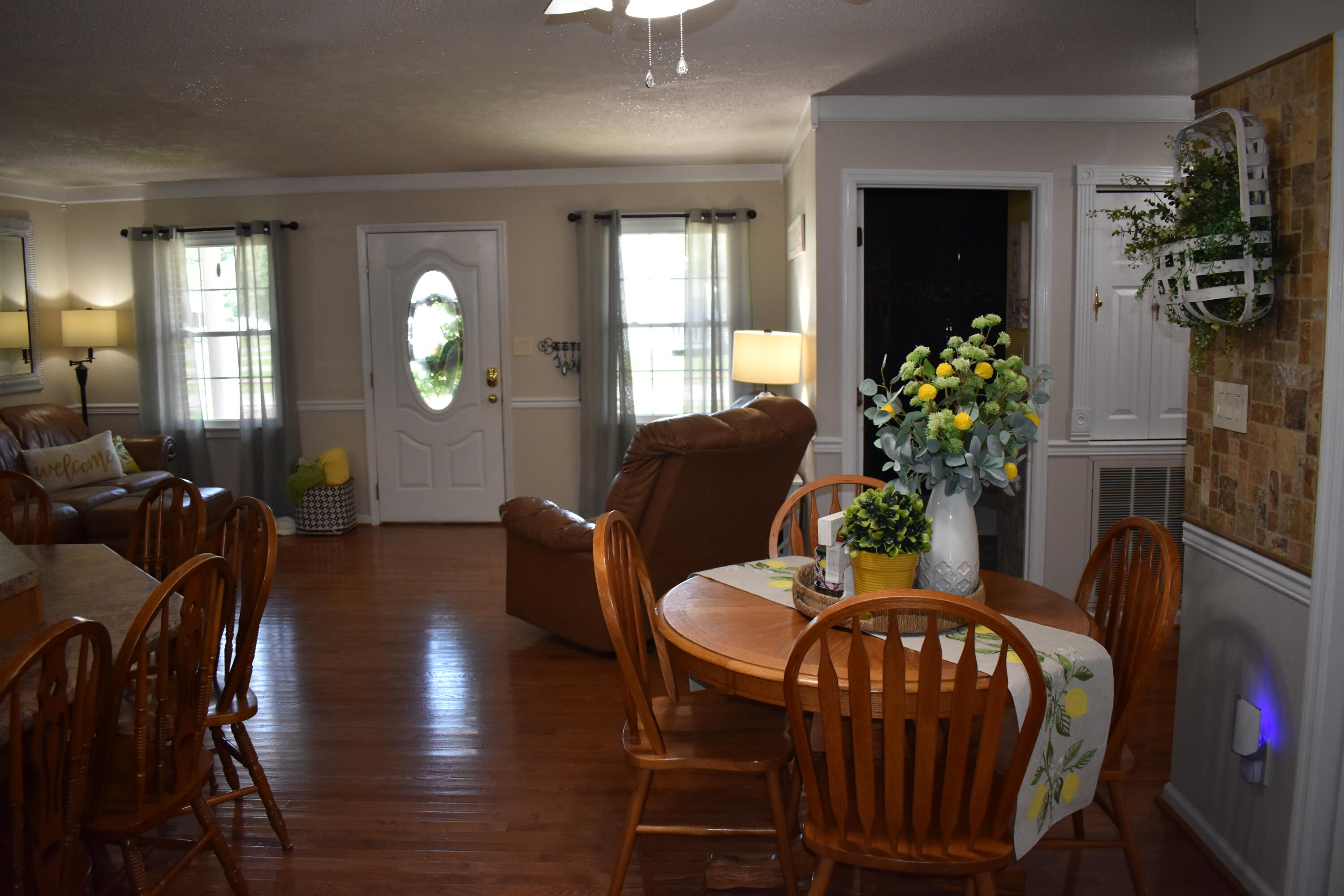 926 Doncaster Avenue Property Photo 39