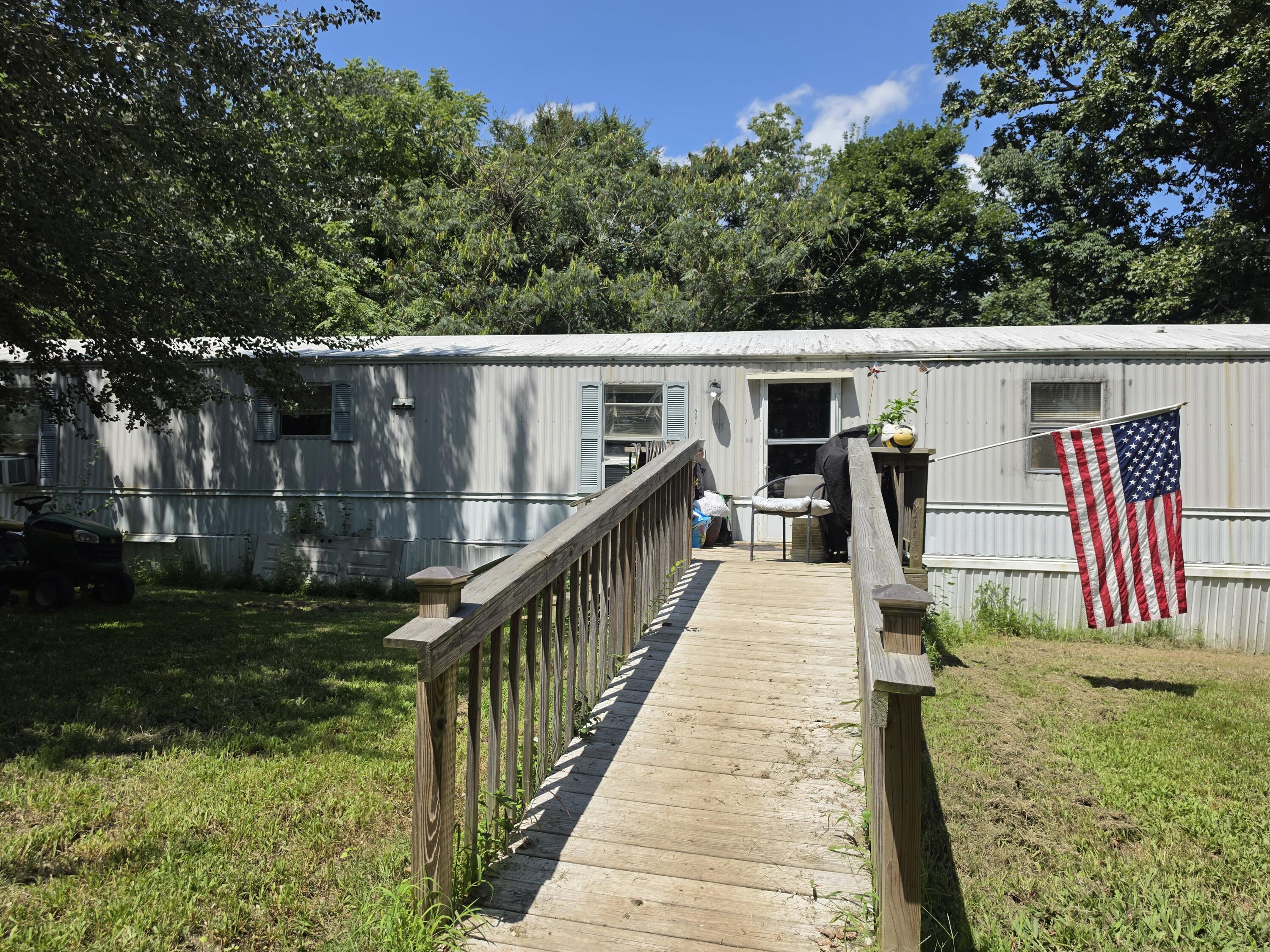 2131 Thurmond Road Property Photo 3