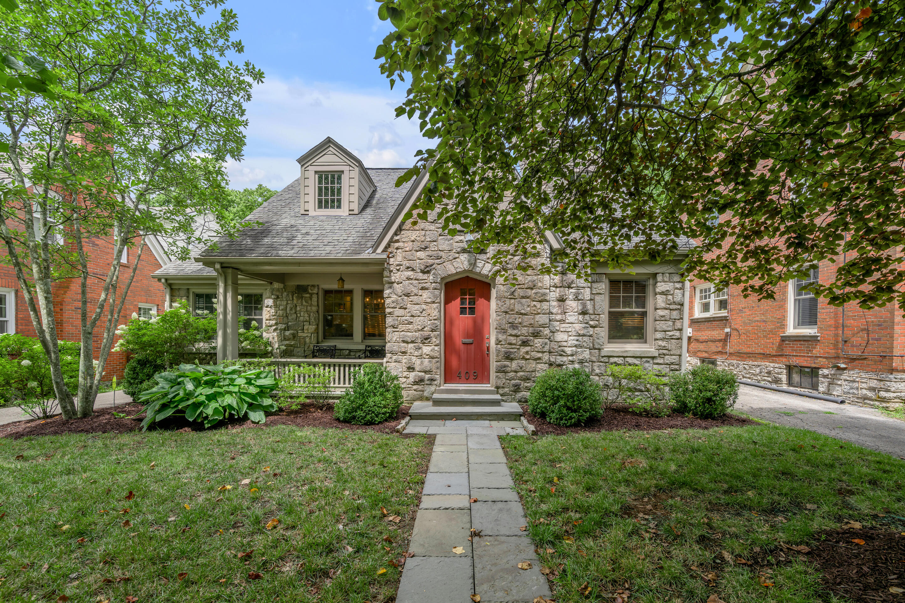 409 Dudley Road Property Photo 2