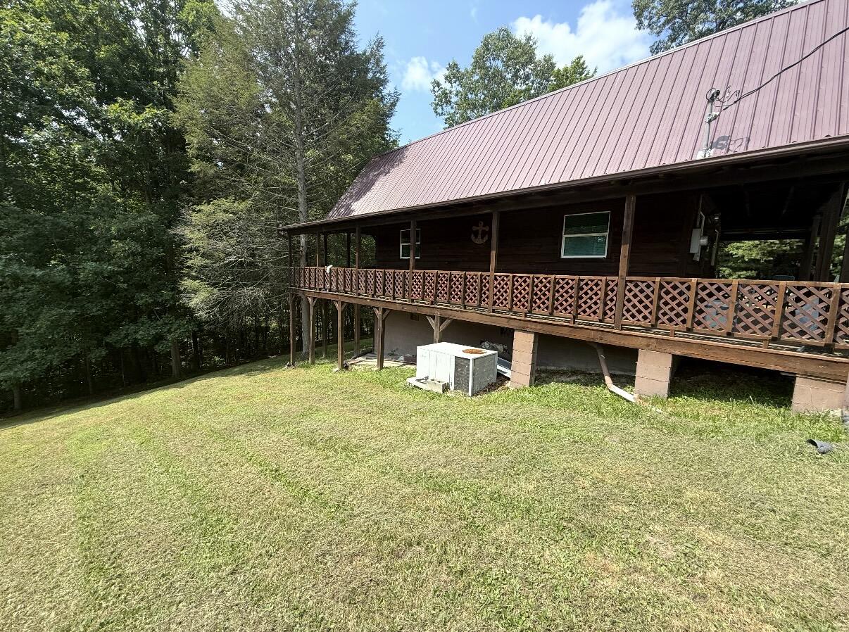 135 Isaac Drive Property Photo 6
