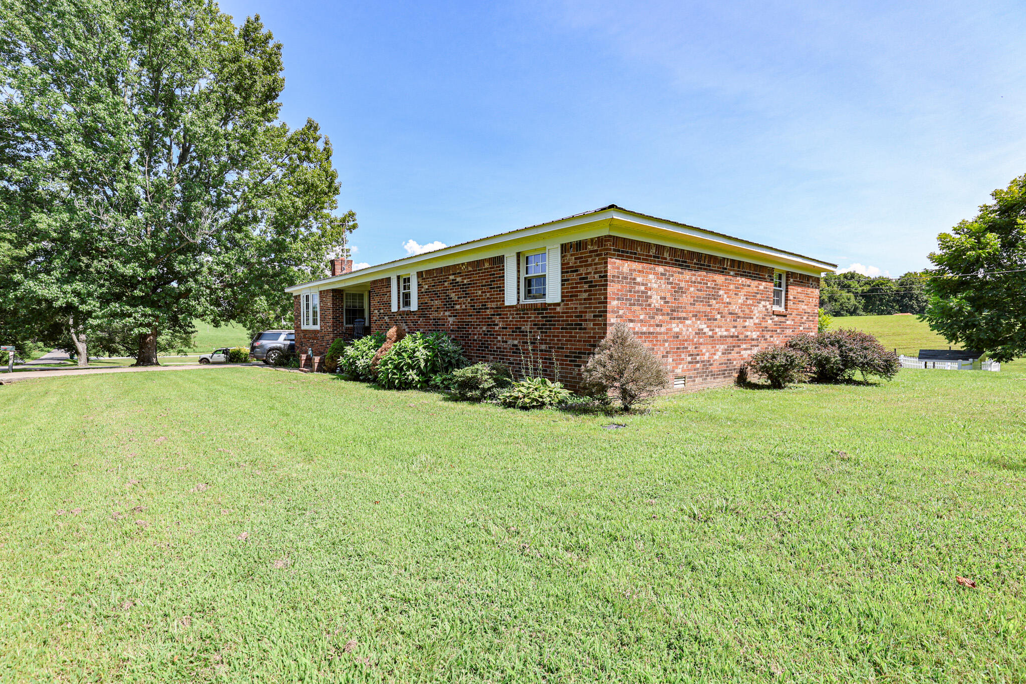 2350 Rule Shack Road Property Photo 3