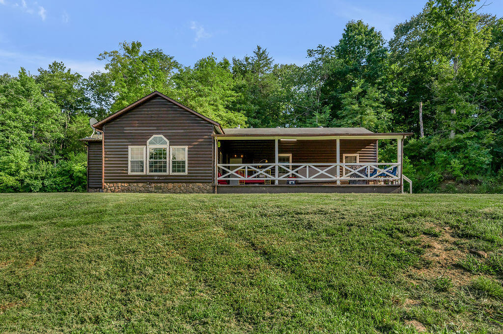 690 Finnell Pike Property Photo 1