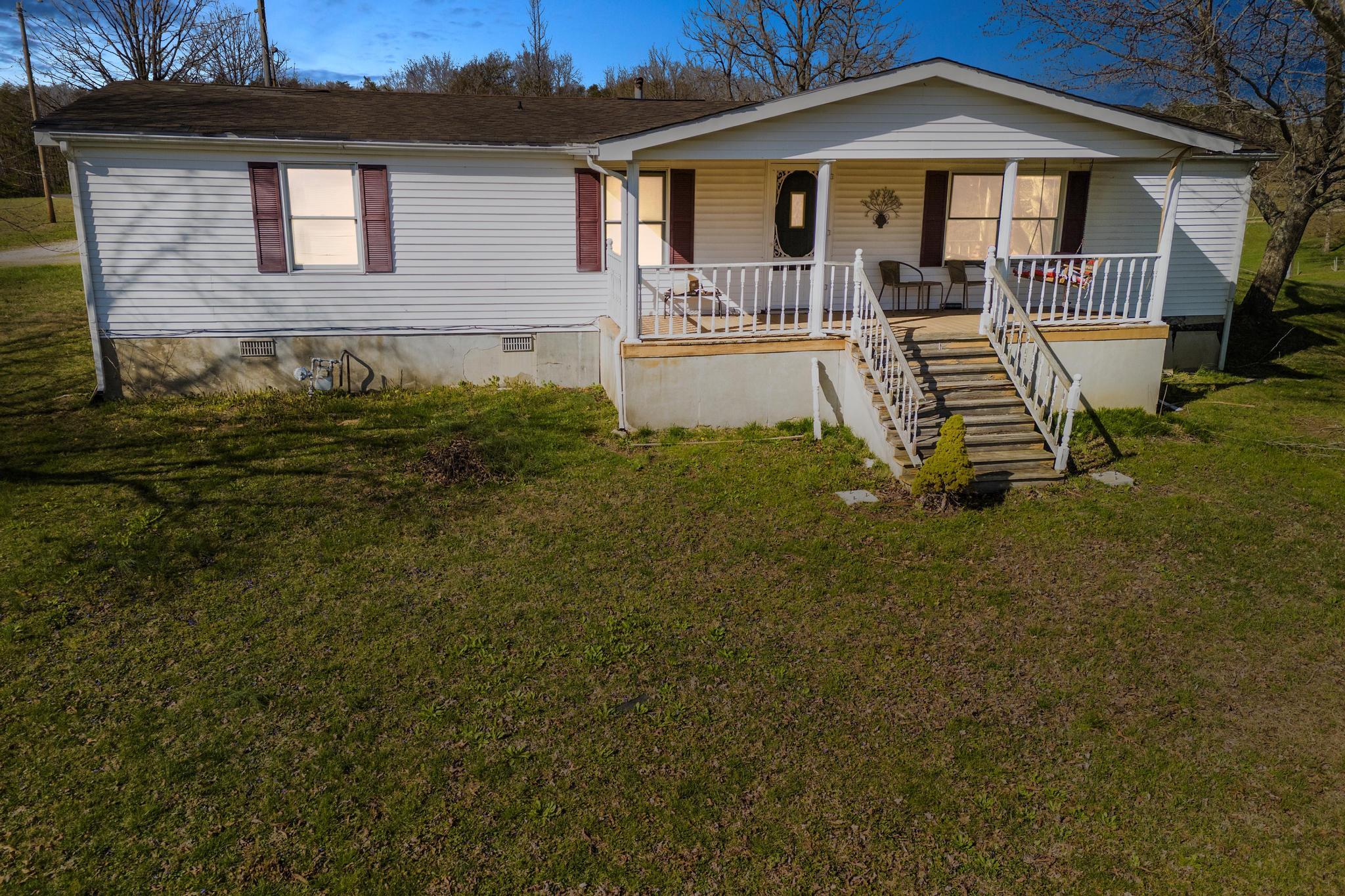 1000 New Cut Road Property Photo 1
