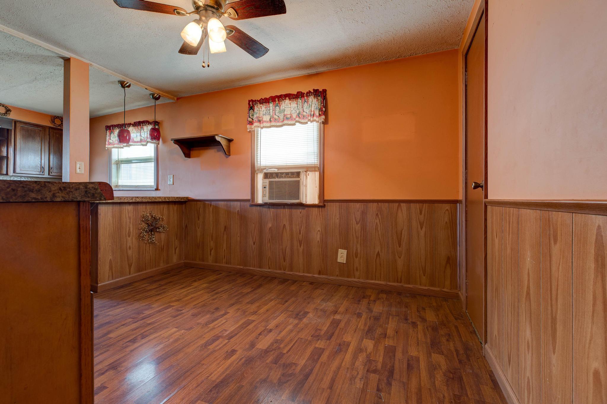 1000 New Cut Road Property Photo 6