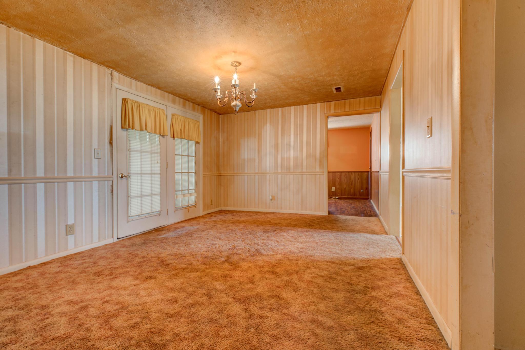 1000 New Cut Road Property Photo 9