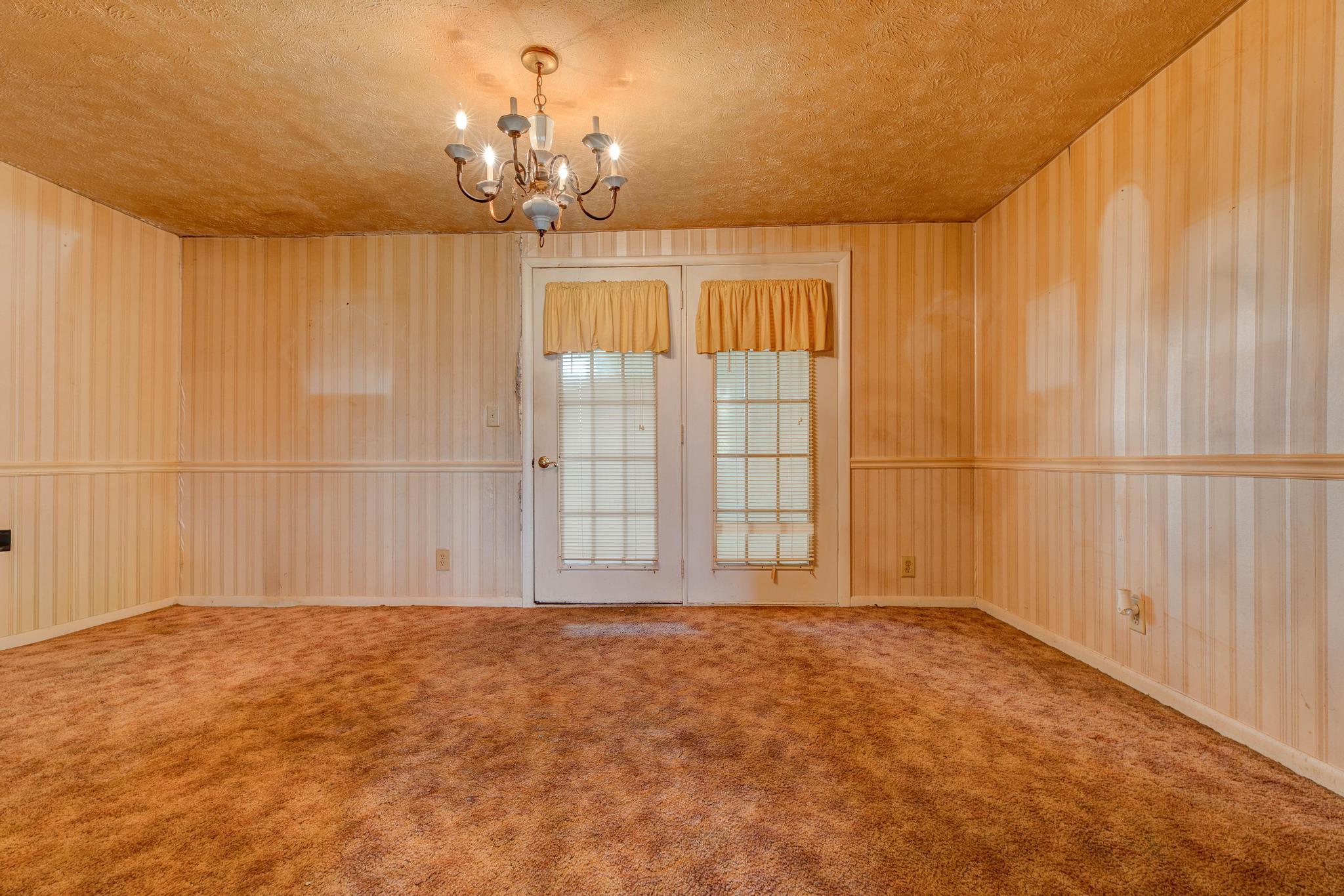 1000 New Cut Road Property Photo 10