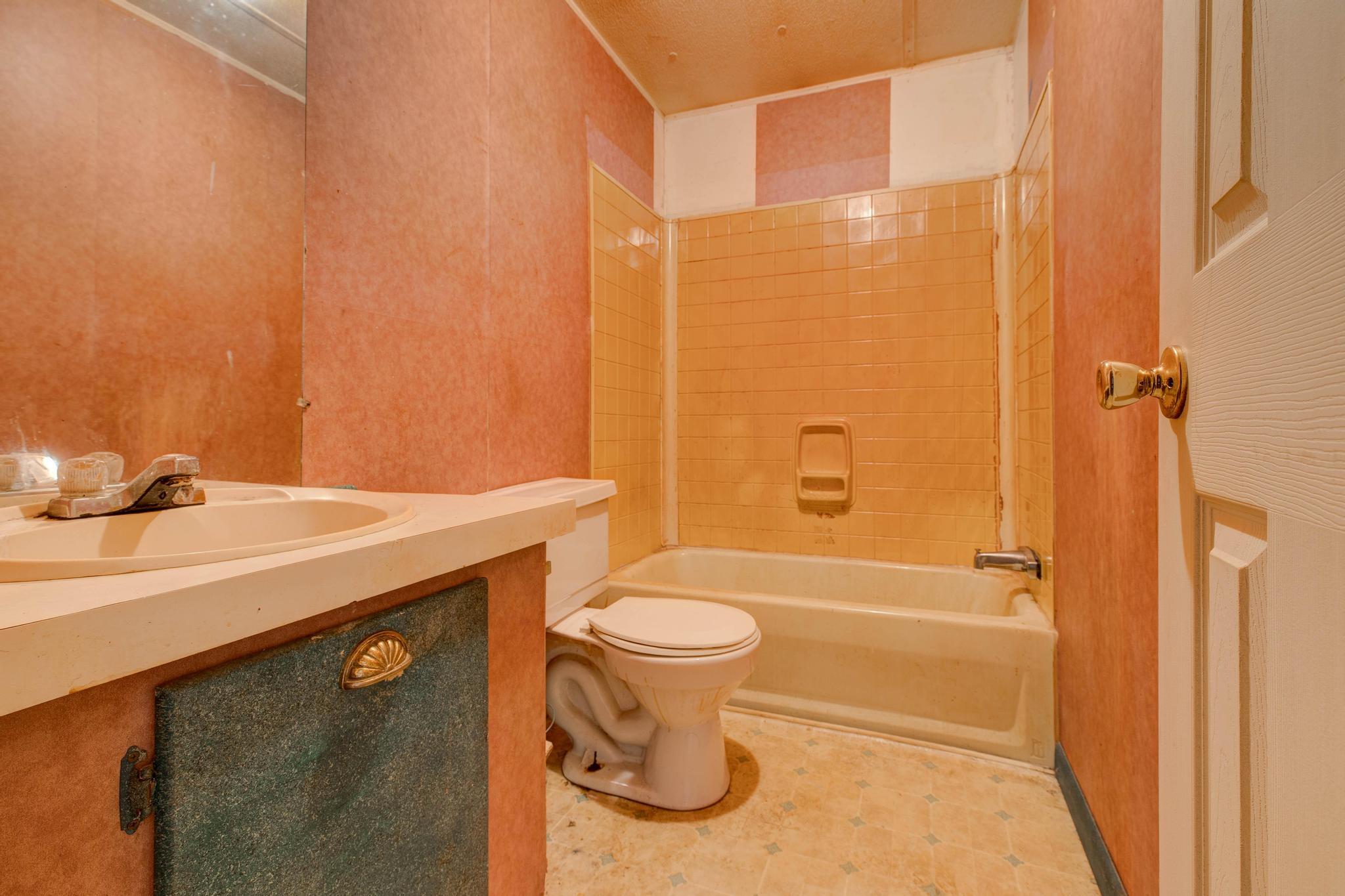1000 New Cut Road Property Photo 12