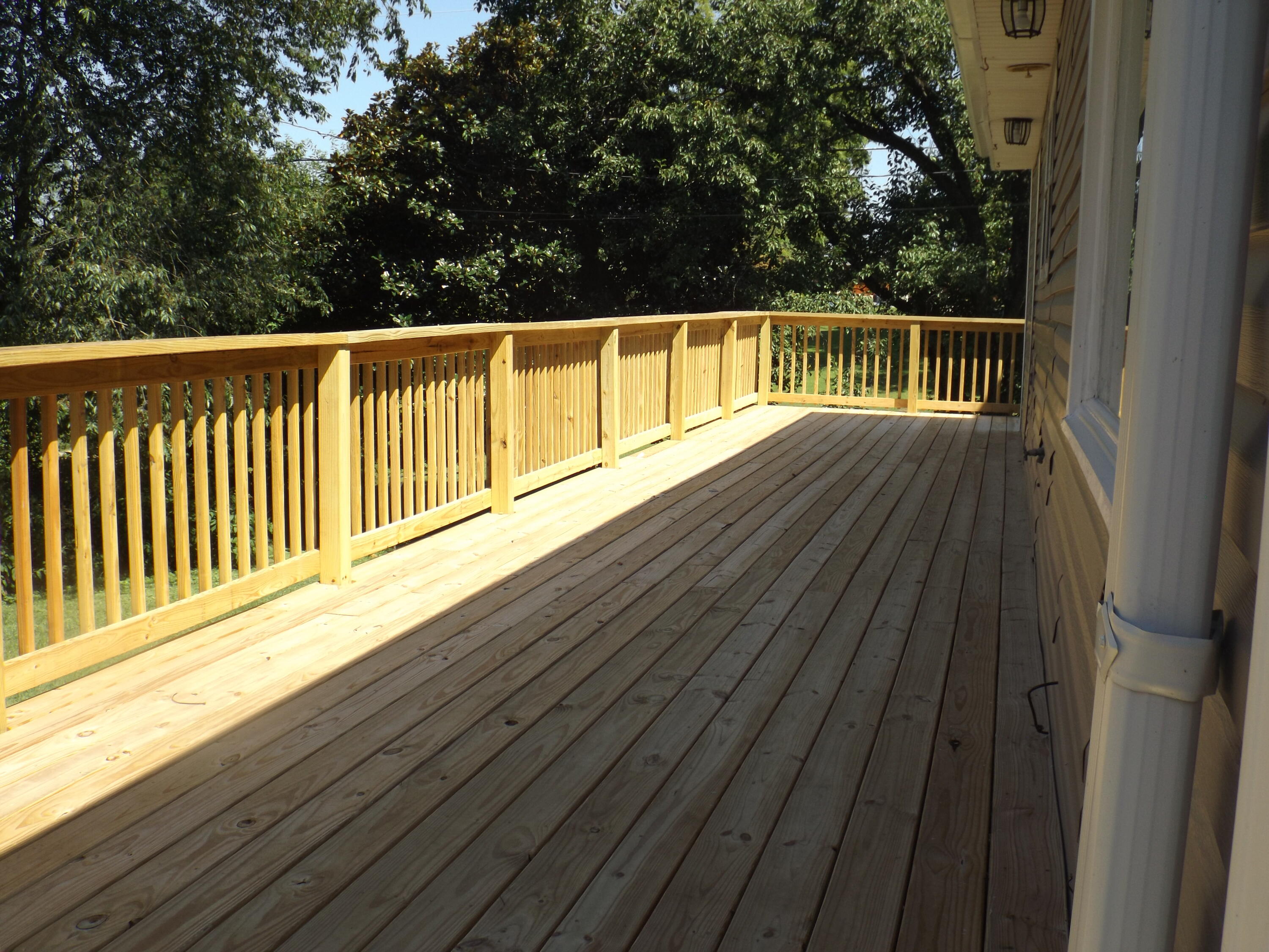121 Crescent Drive Property Photo 4