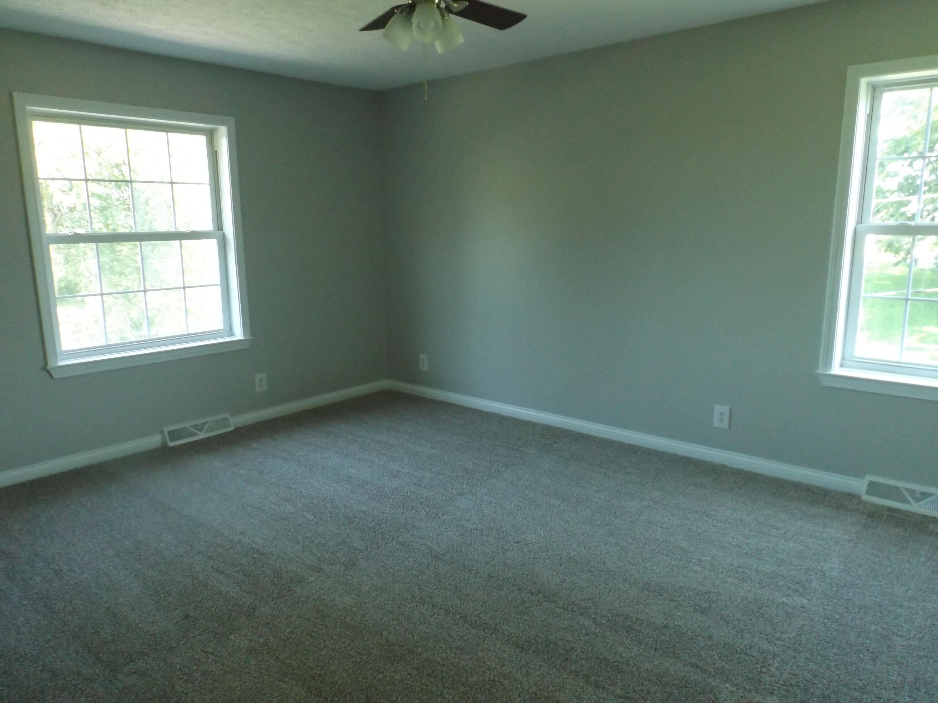 121 Crescent Drive Property Photo 12