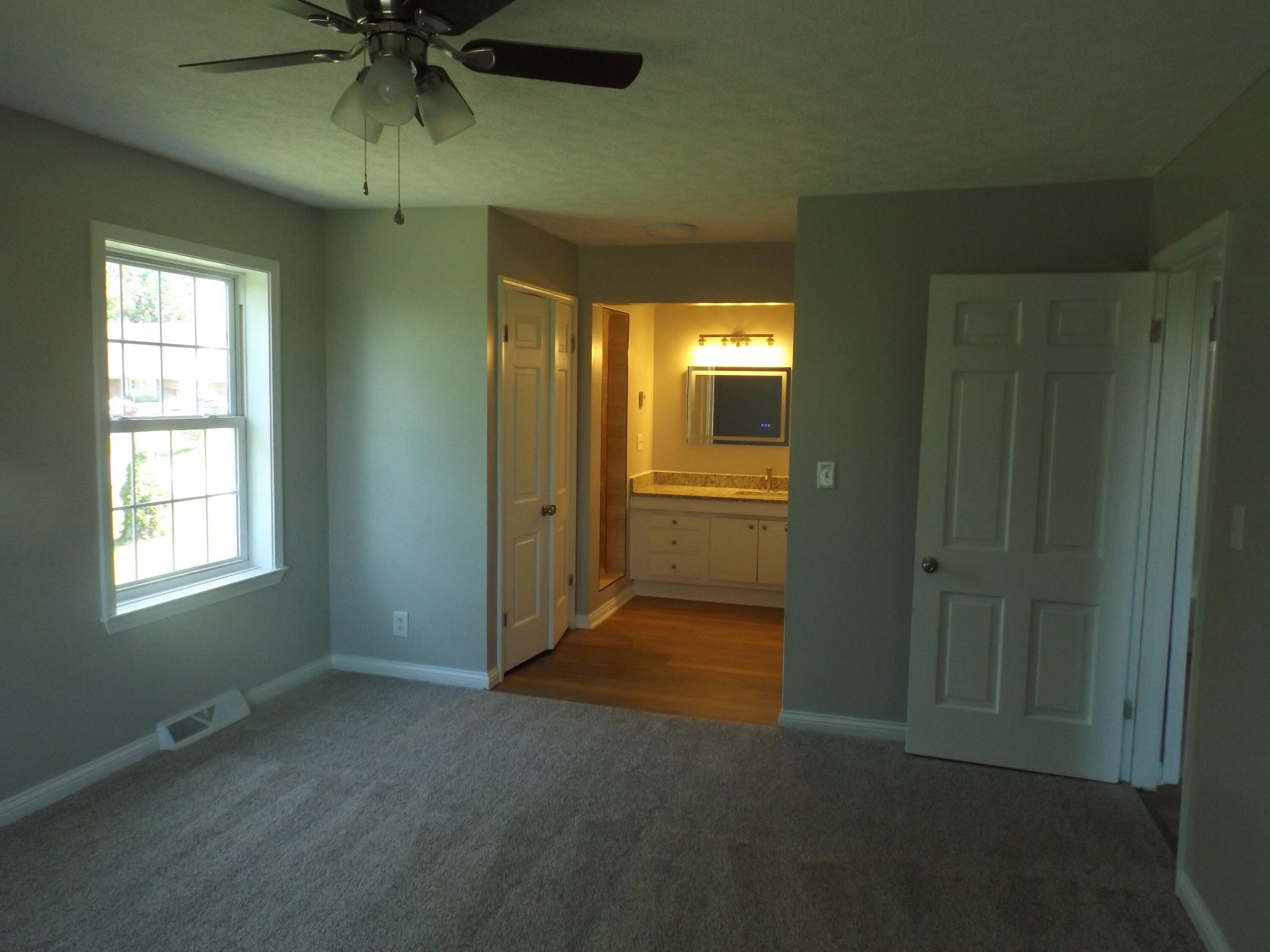 121 Crescent Drive Property Photo 13