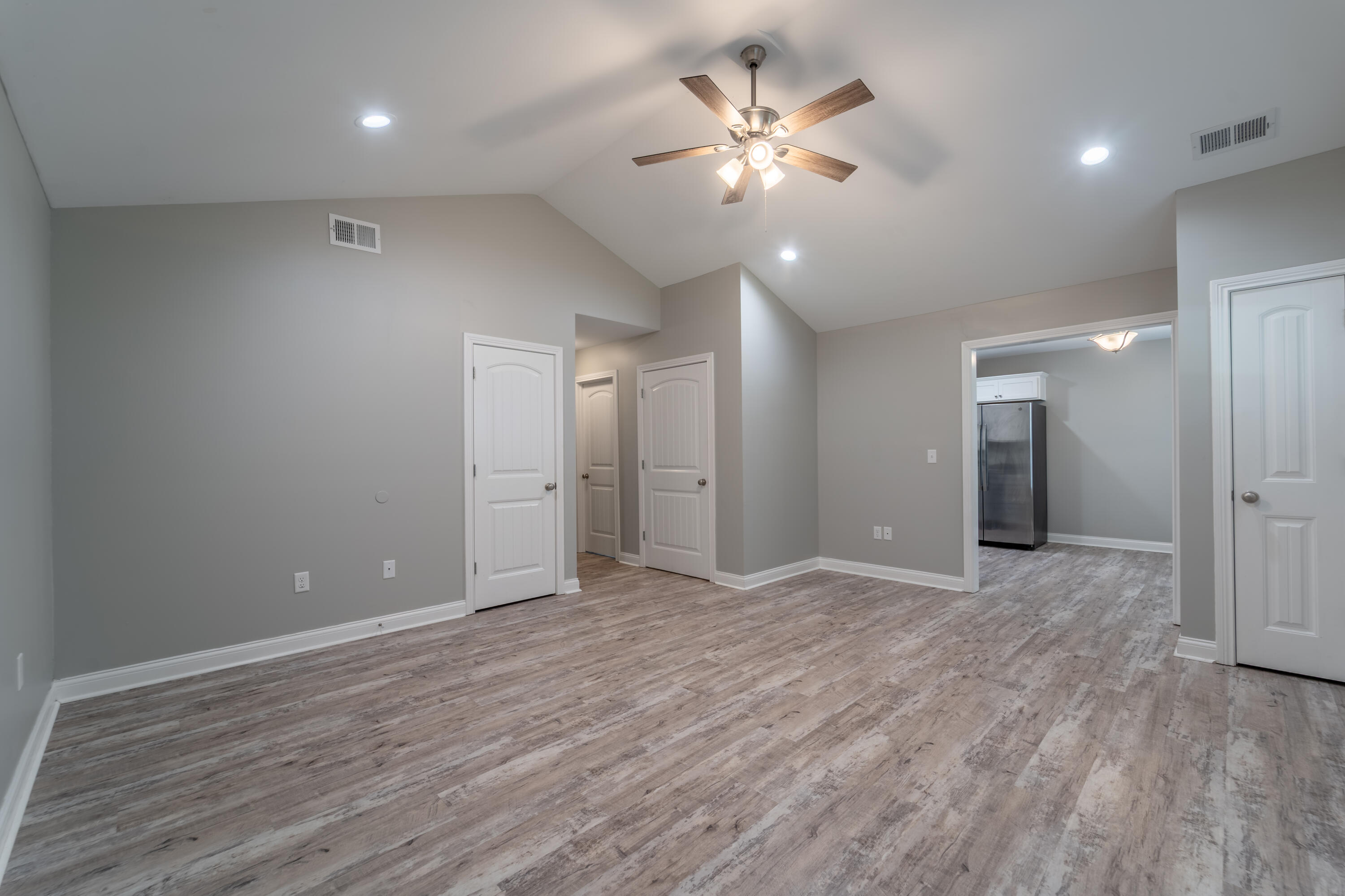 103 Davis Street Property Photo 10
