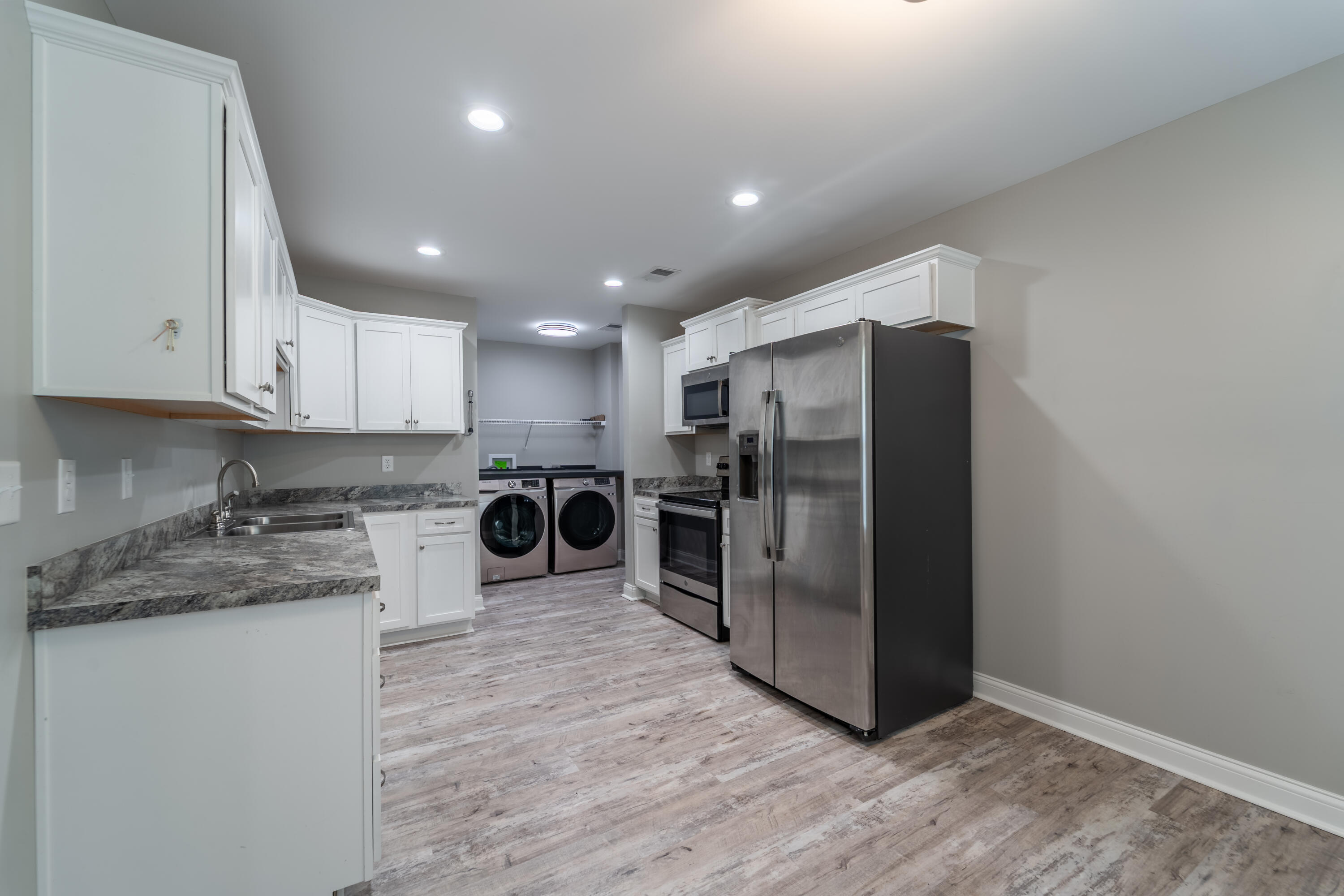 103 Davis Street Property Photo 12