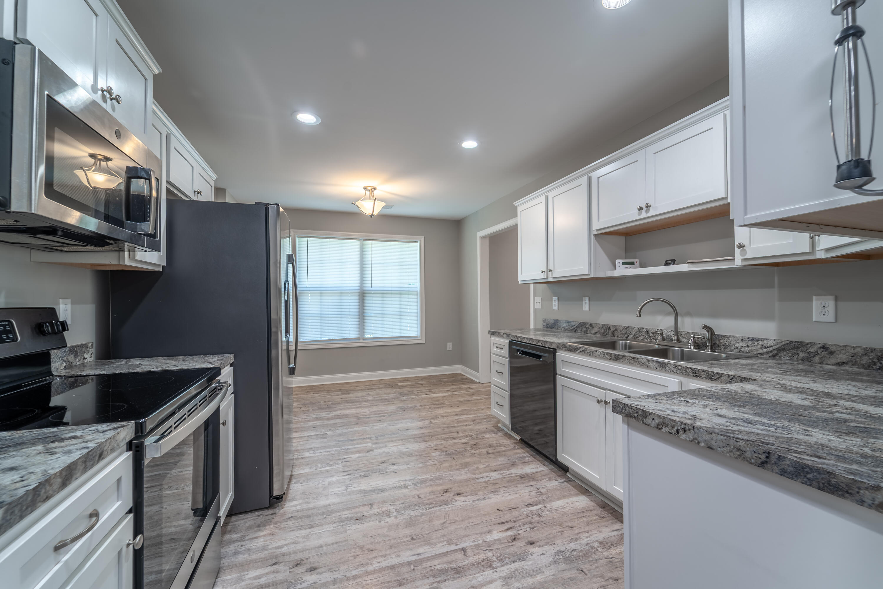 103 Davis Street Property Photo 17