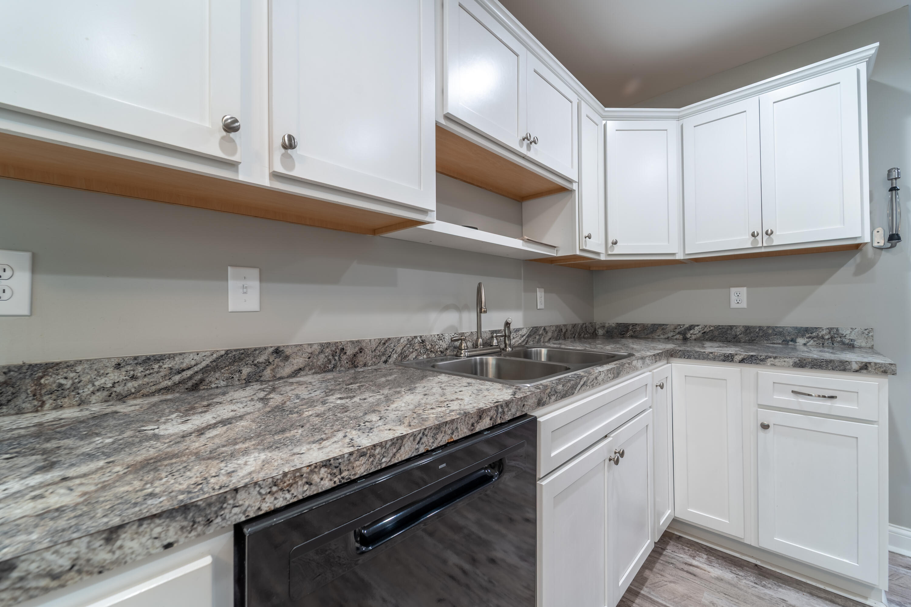 103 Davis Street Property Photo 19