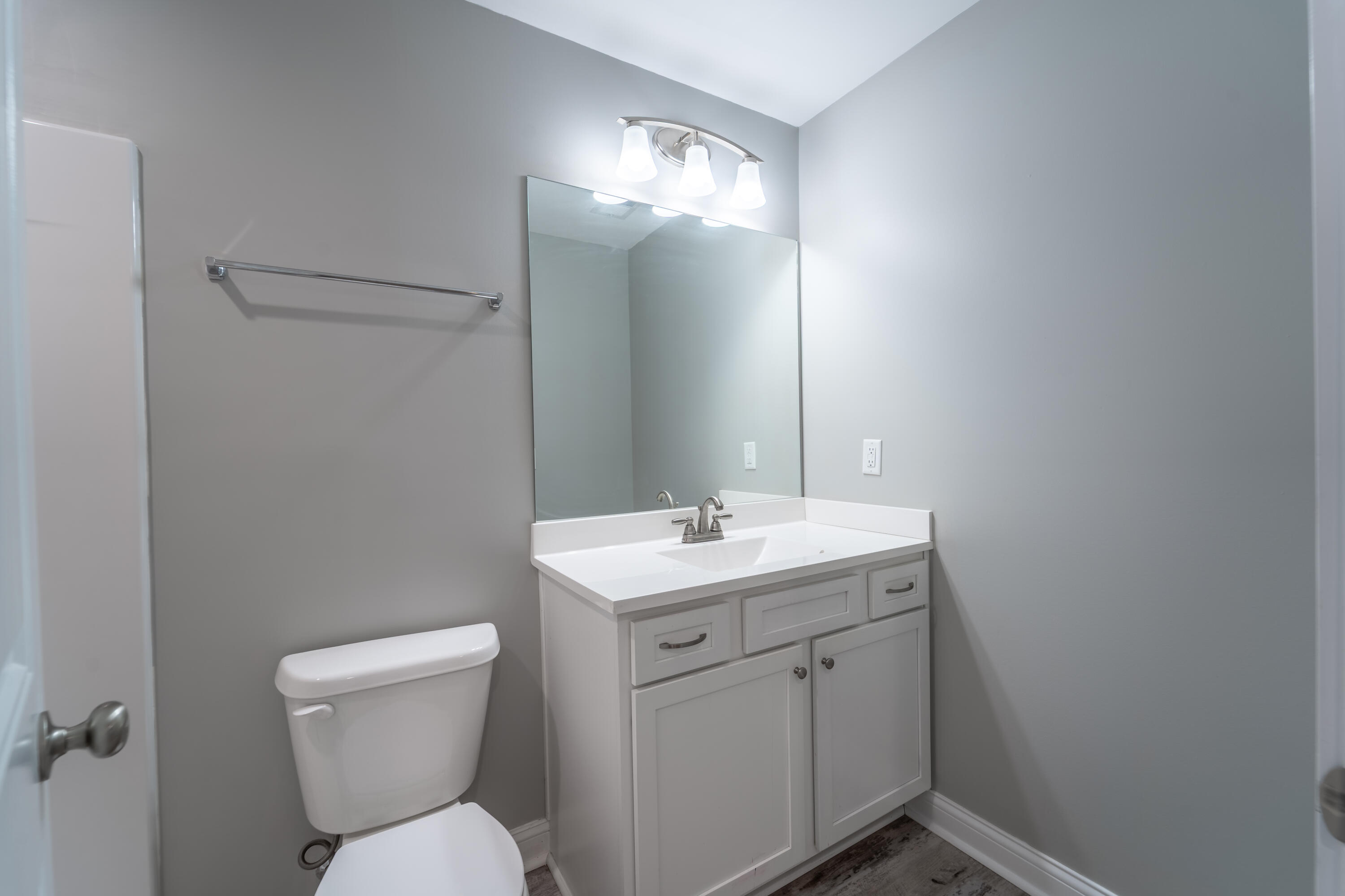 103 Davis Street Property Photo 23