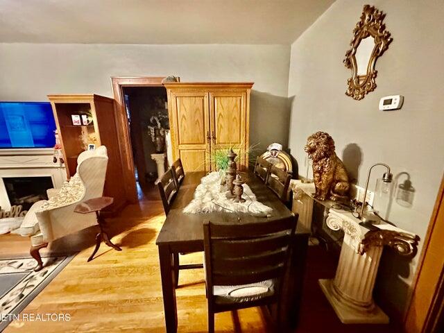 107 E Mound Street Property Photo 8