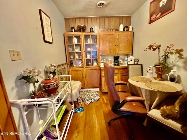107 E Mound Street Property Photo 15