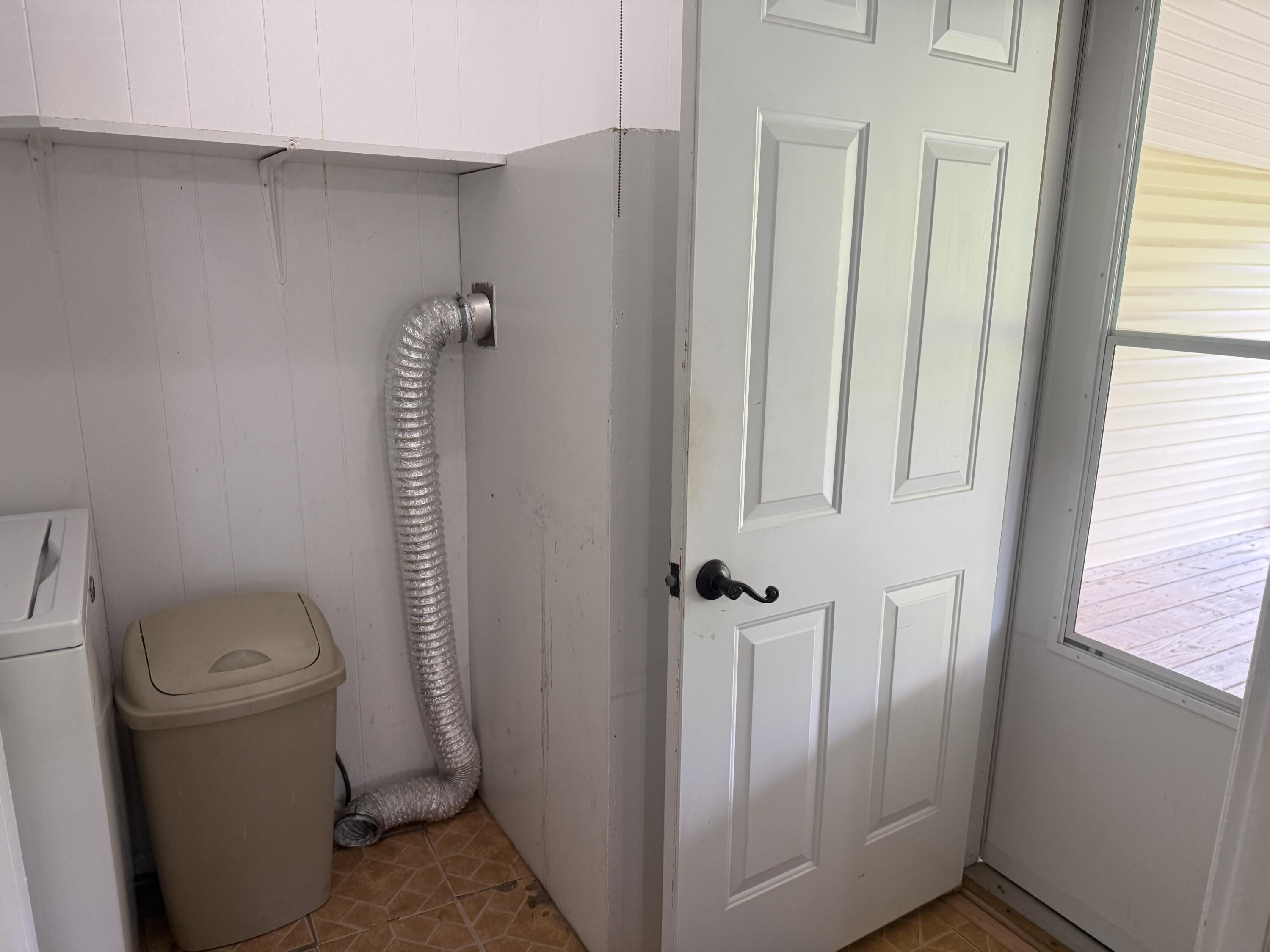 120 Collins Drive Property Photo 15
