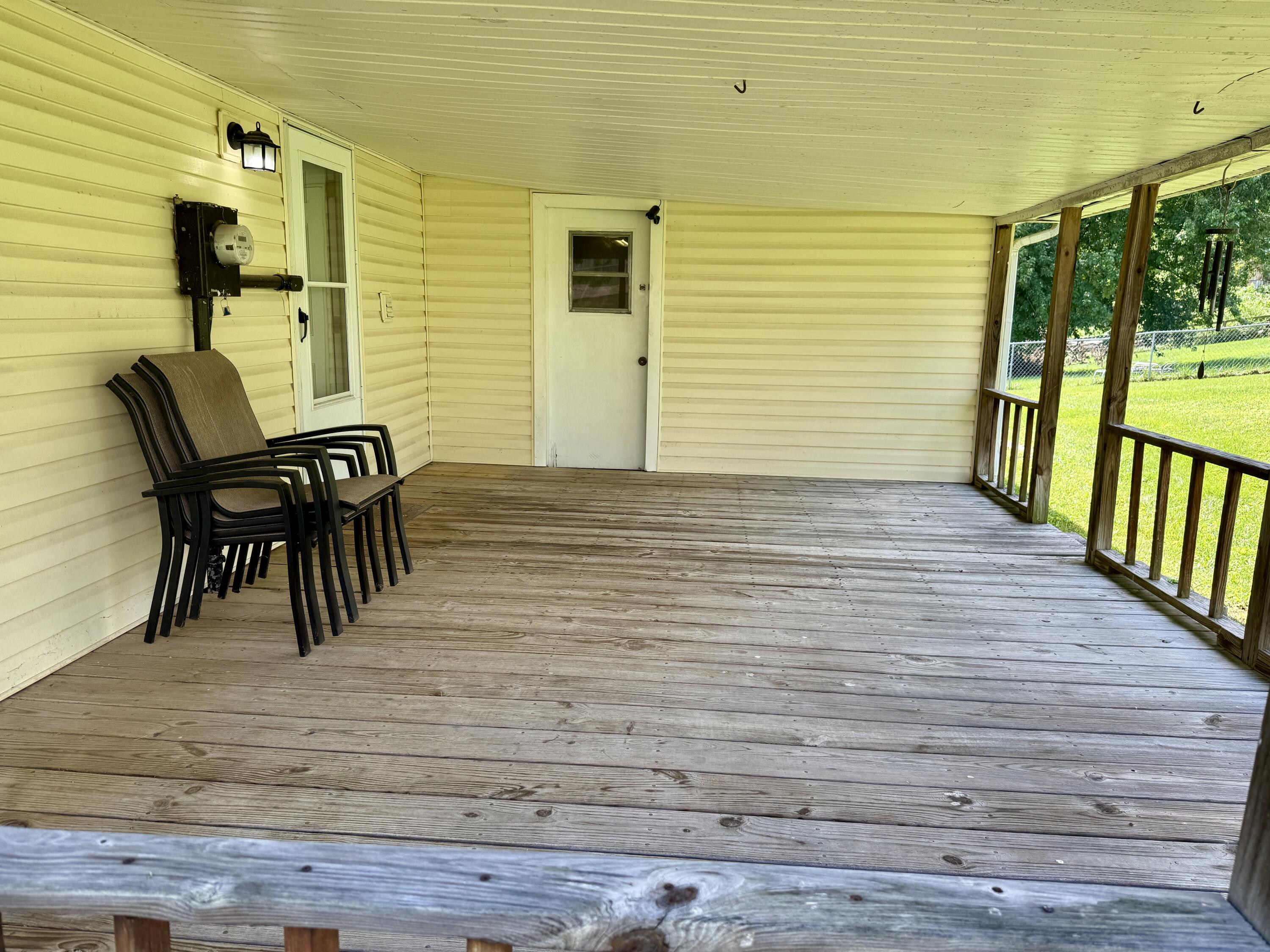 120 Collins Drive Property Photo 16
