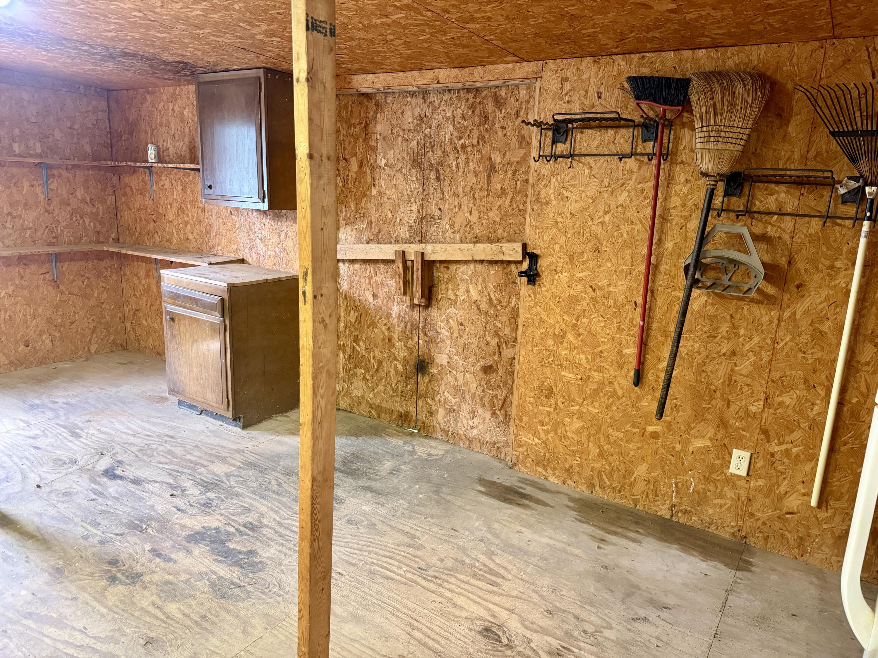 120 Collins Drive Property Photo 19