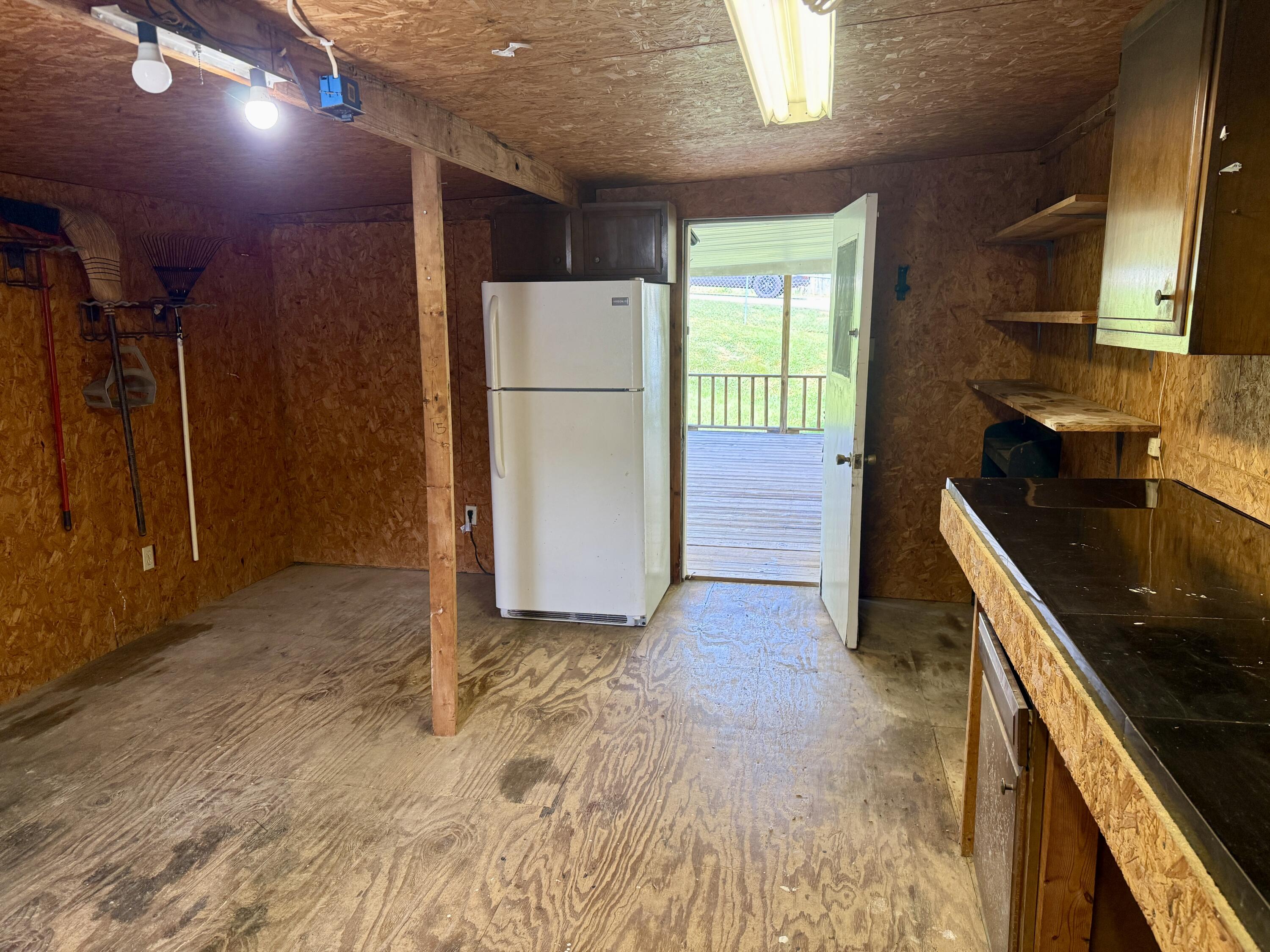 120 Collins Drive Property Photo 20