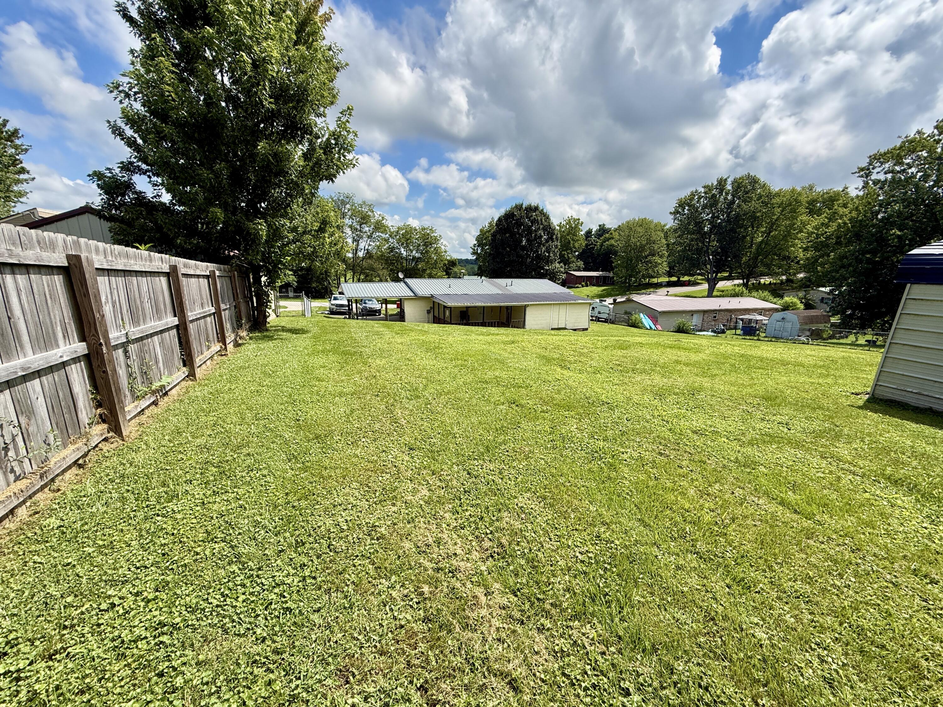120 Collins Drive Property Photo 23