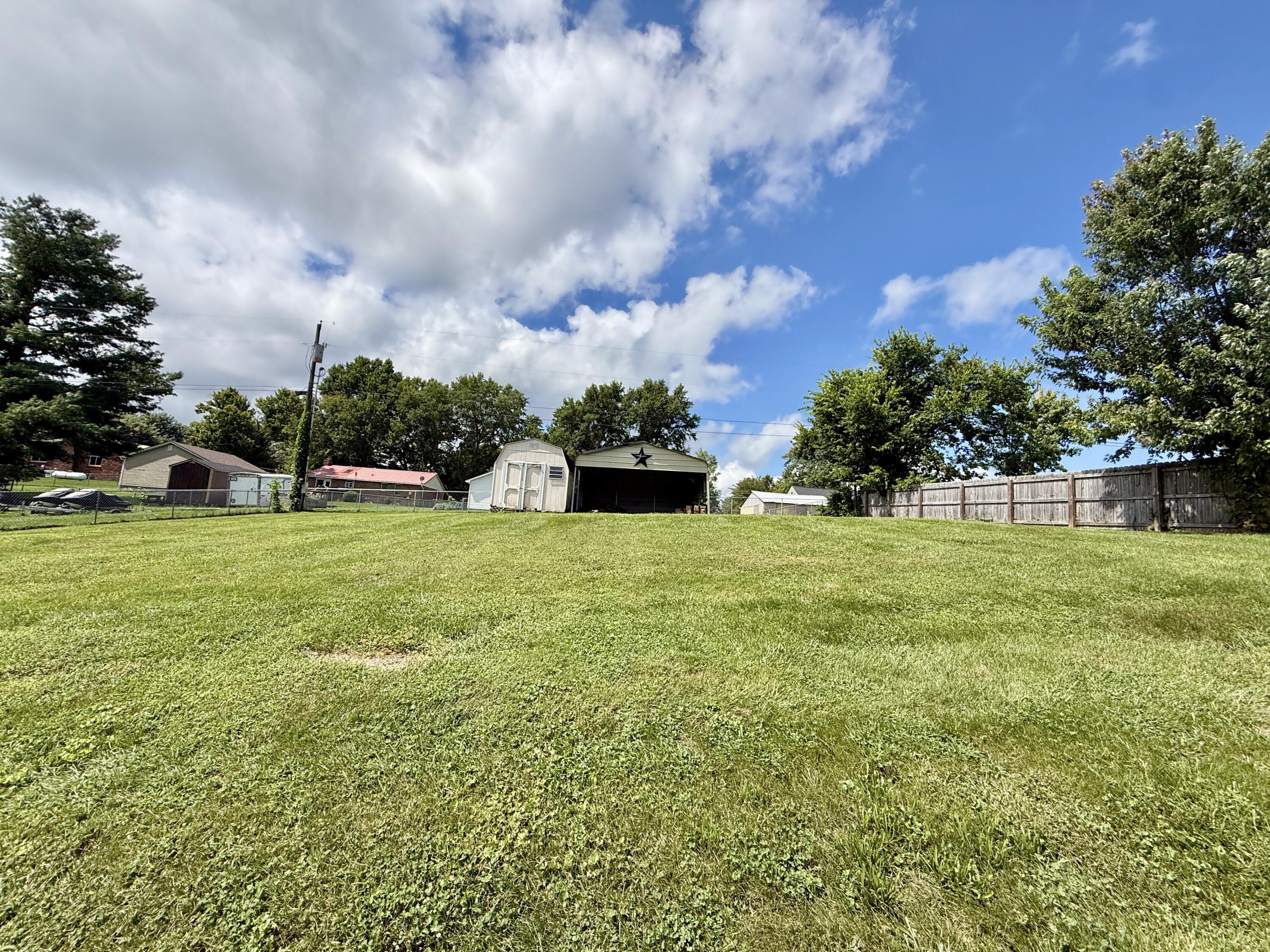 120 Collins Drive Property Photo 25